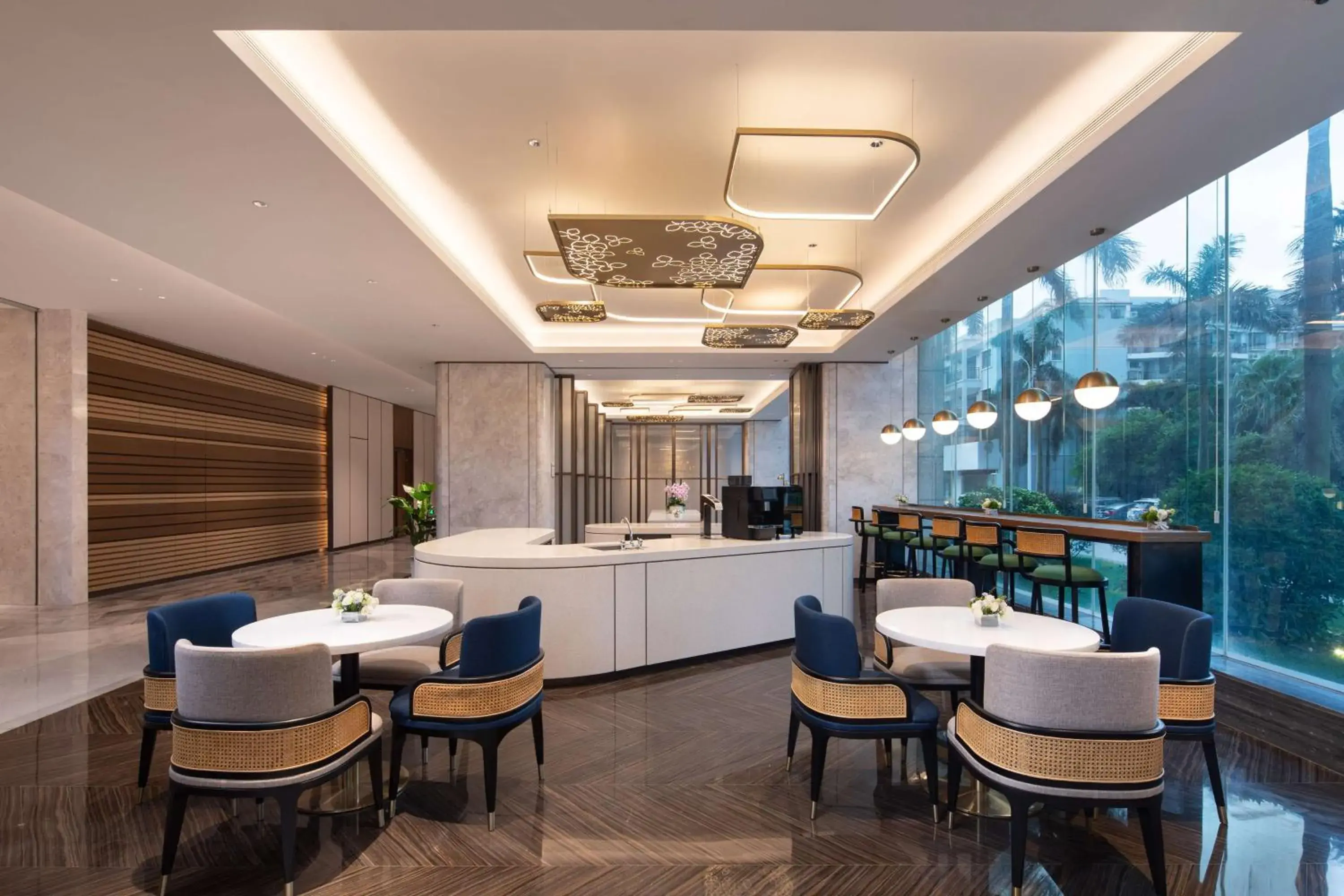 Lobby or reception in Hilton Garden Inn Beihai Jiafu Lobby or reception in Hilton Garden Inn Beihai Jiafu