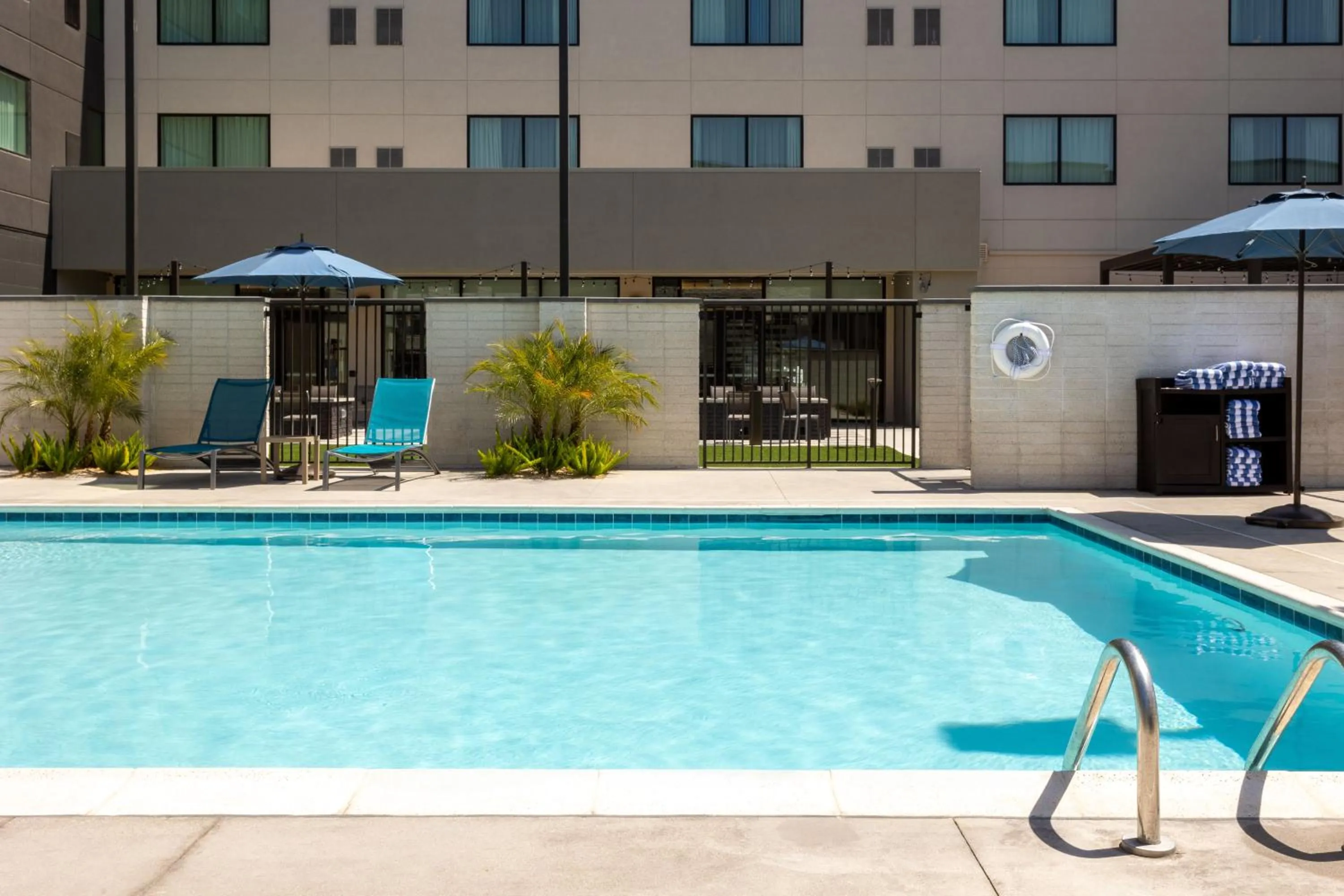 Swimming pool in Homewood Suites by Hilton Cypress Orange County