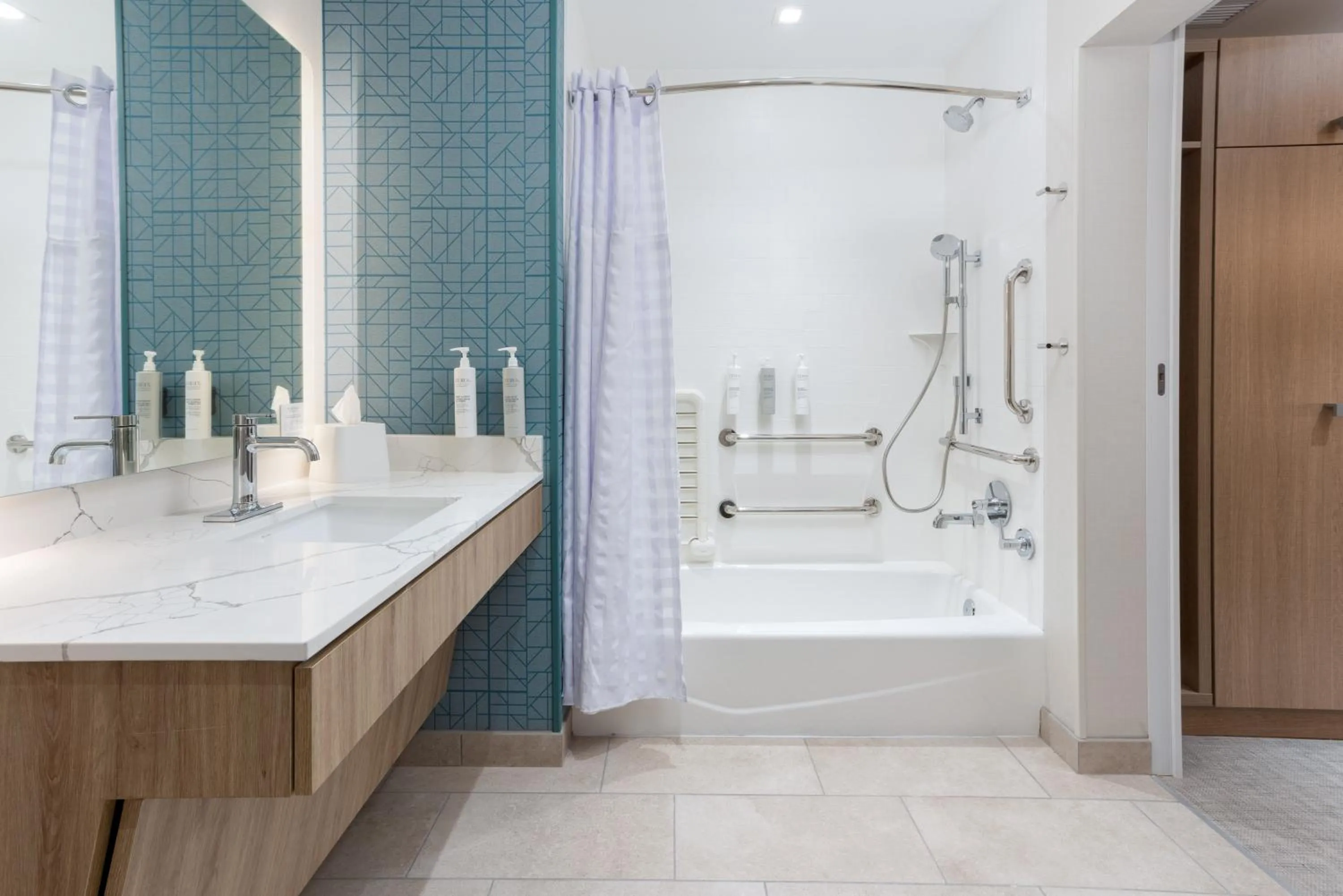 Bathroom in Homewood Suites by Hilton Cypress Orange County