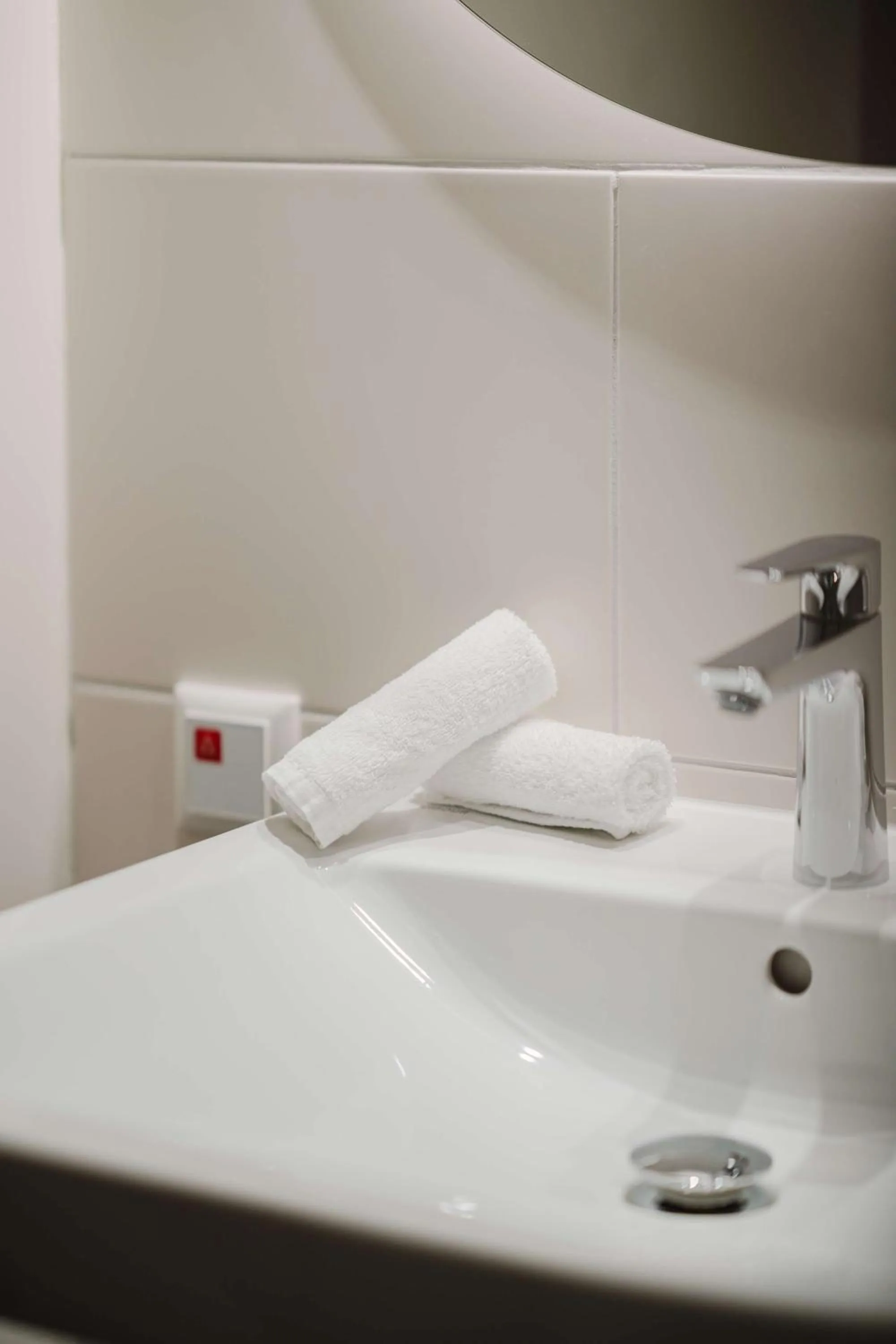 Bathroom in Hampton By Hilton Vienna City West