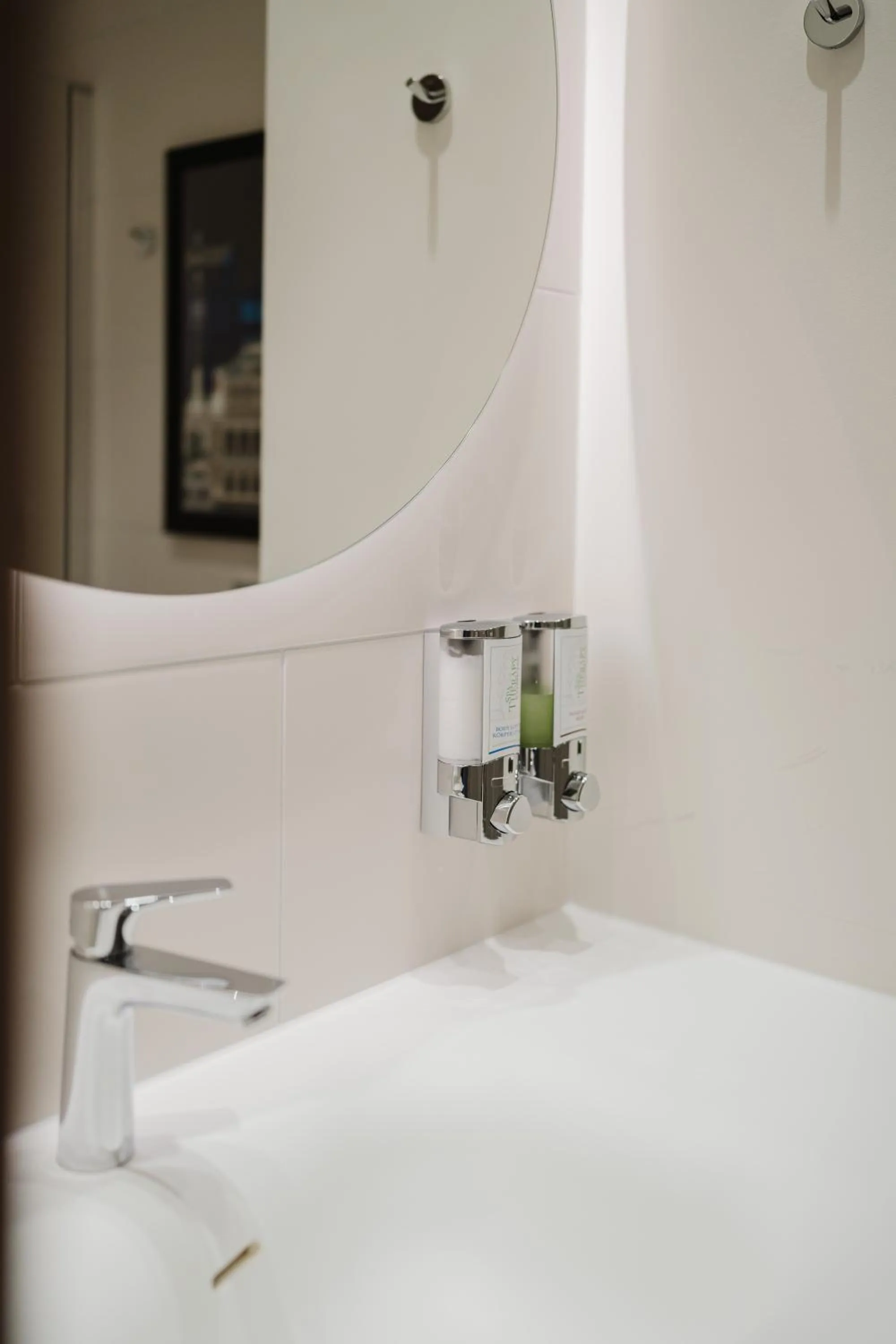 Bathroom in Hampton By Hilton Vienna City West