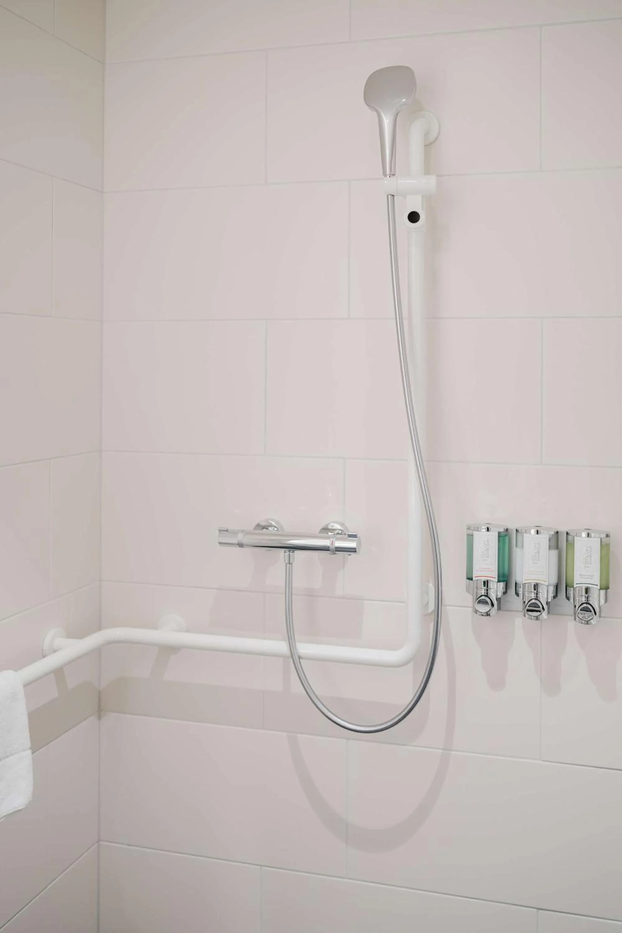 Bathroom in Hampton By Hilton Vienna City West