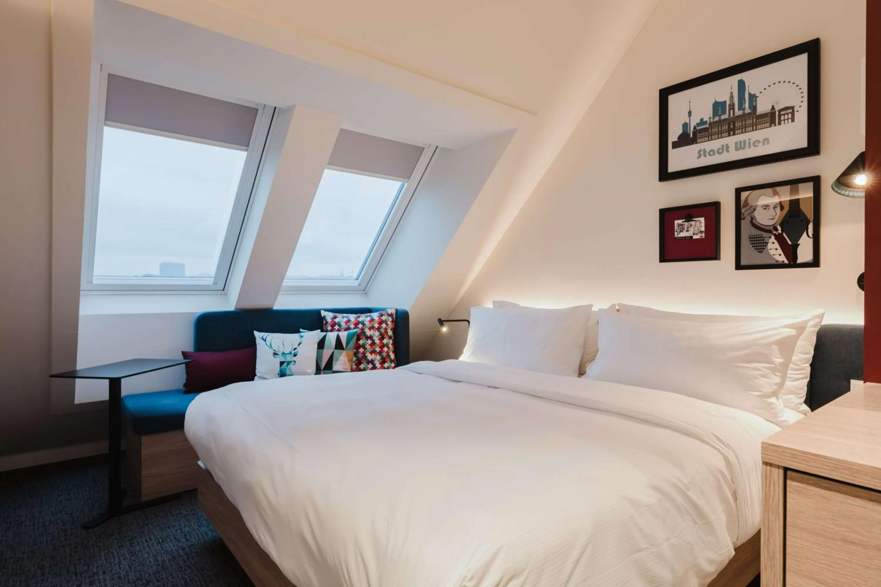 Bed in Hampton By Hilton Vienna City West