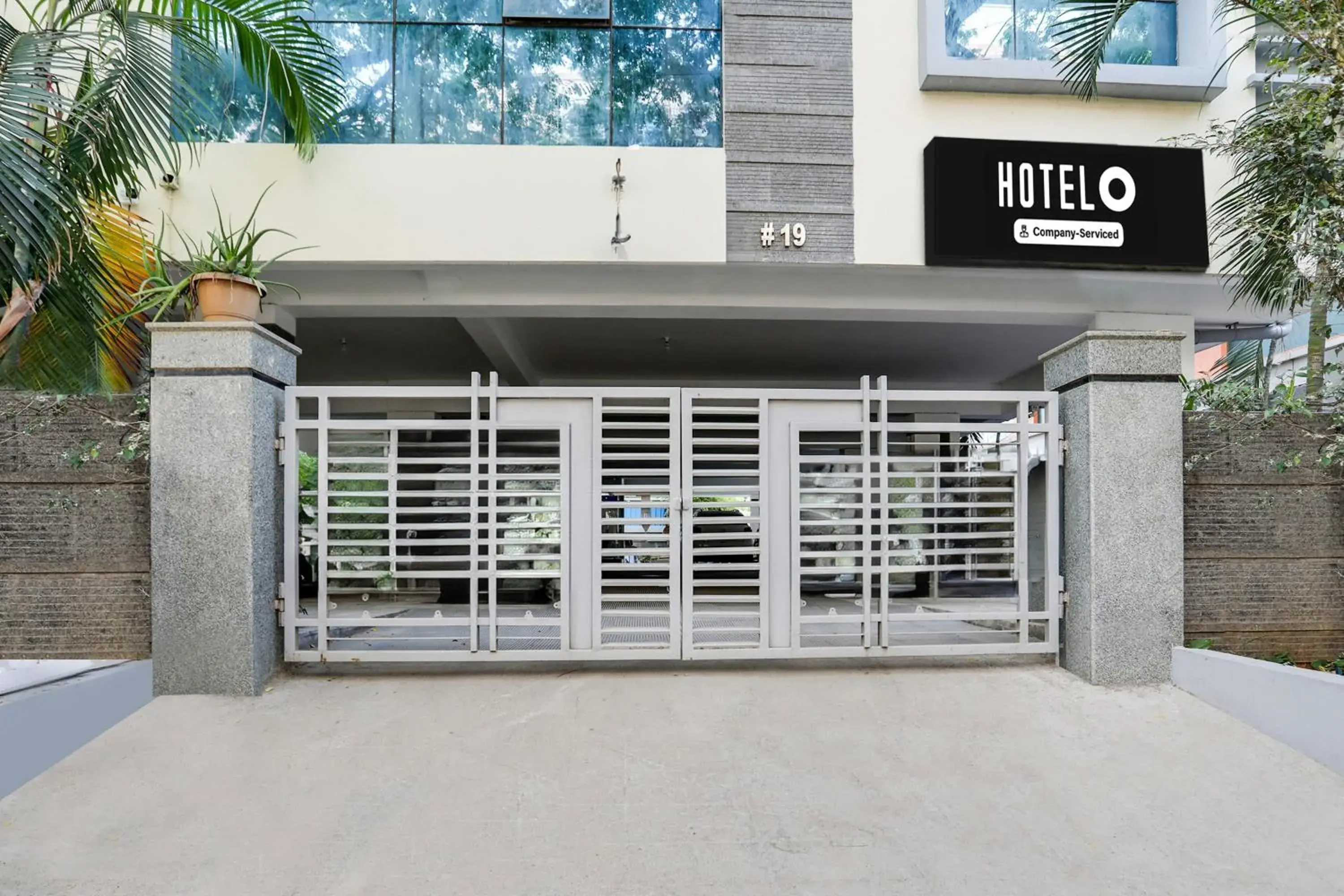 Facade/entrance in Super Hotel O Madhapur VIP Hills Facade/entrance in Super Hotel O Madhapur VIP Hills