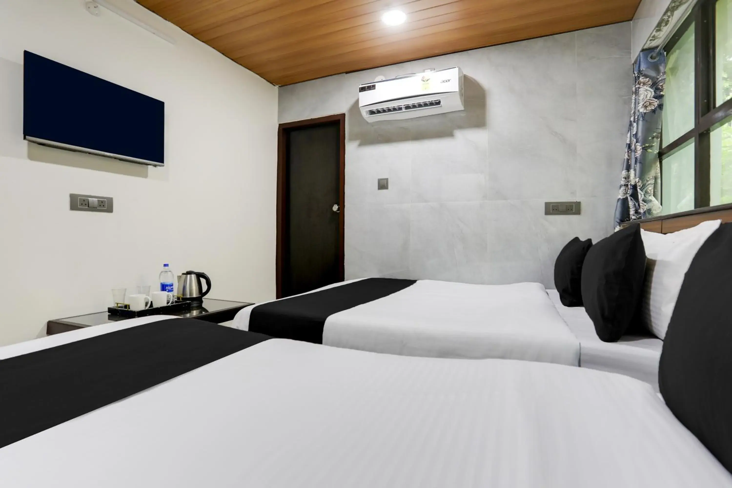 Bedroom, Bed in Super Hotel O Madhapur VIP Hills Bedroom, Bed in Super Hotel O Madhapur VIP Hills