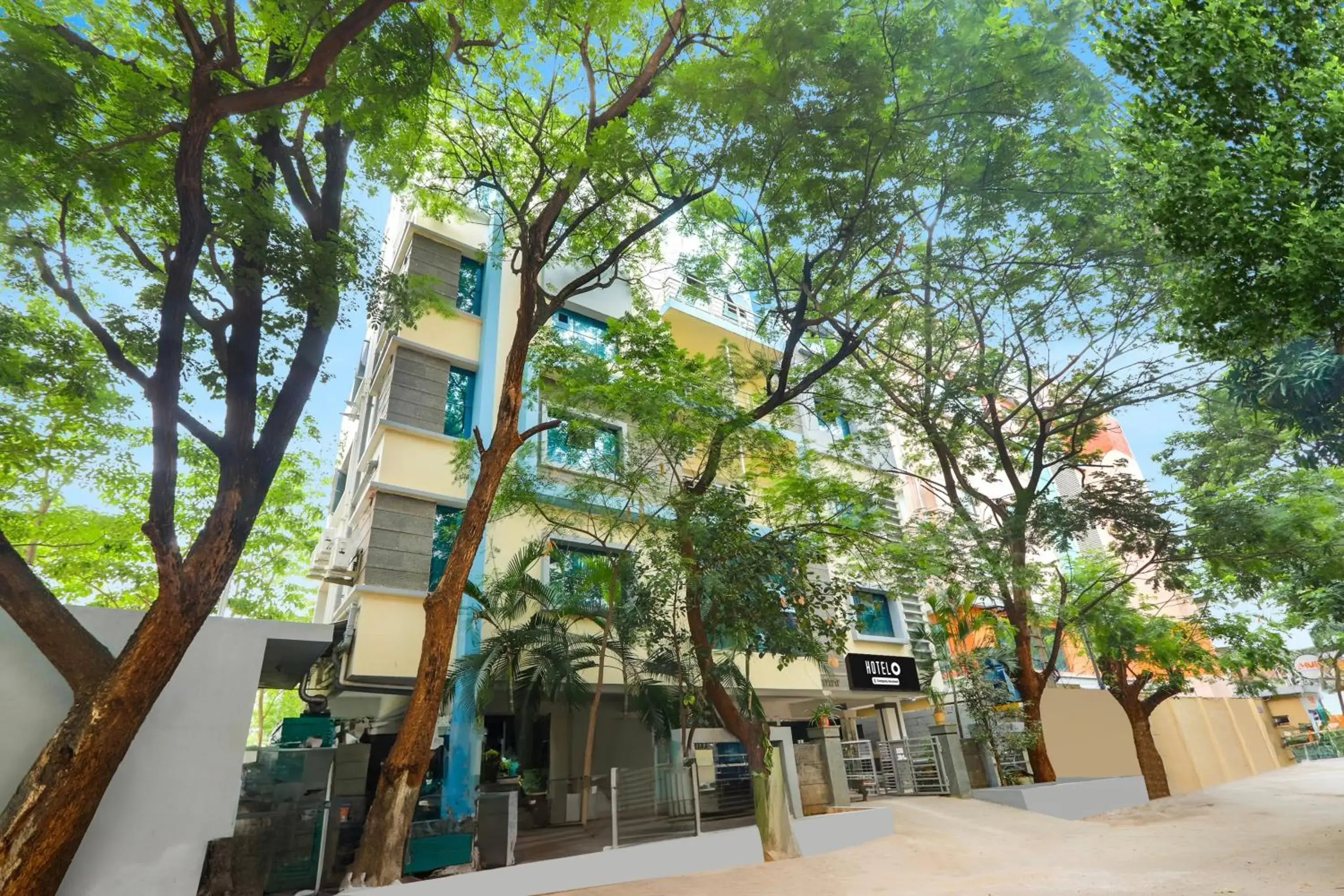 Facade/entrance in Super Hotel O Madhapur VIP Hills Facade/entrance in Super Hotel O Madhapur VIP Hills