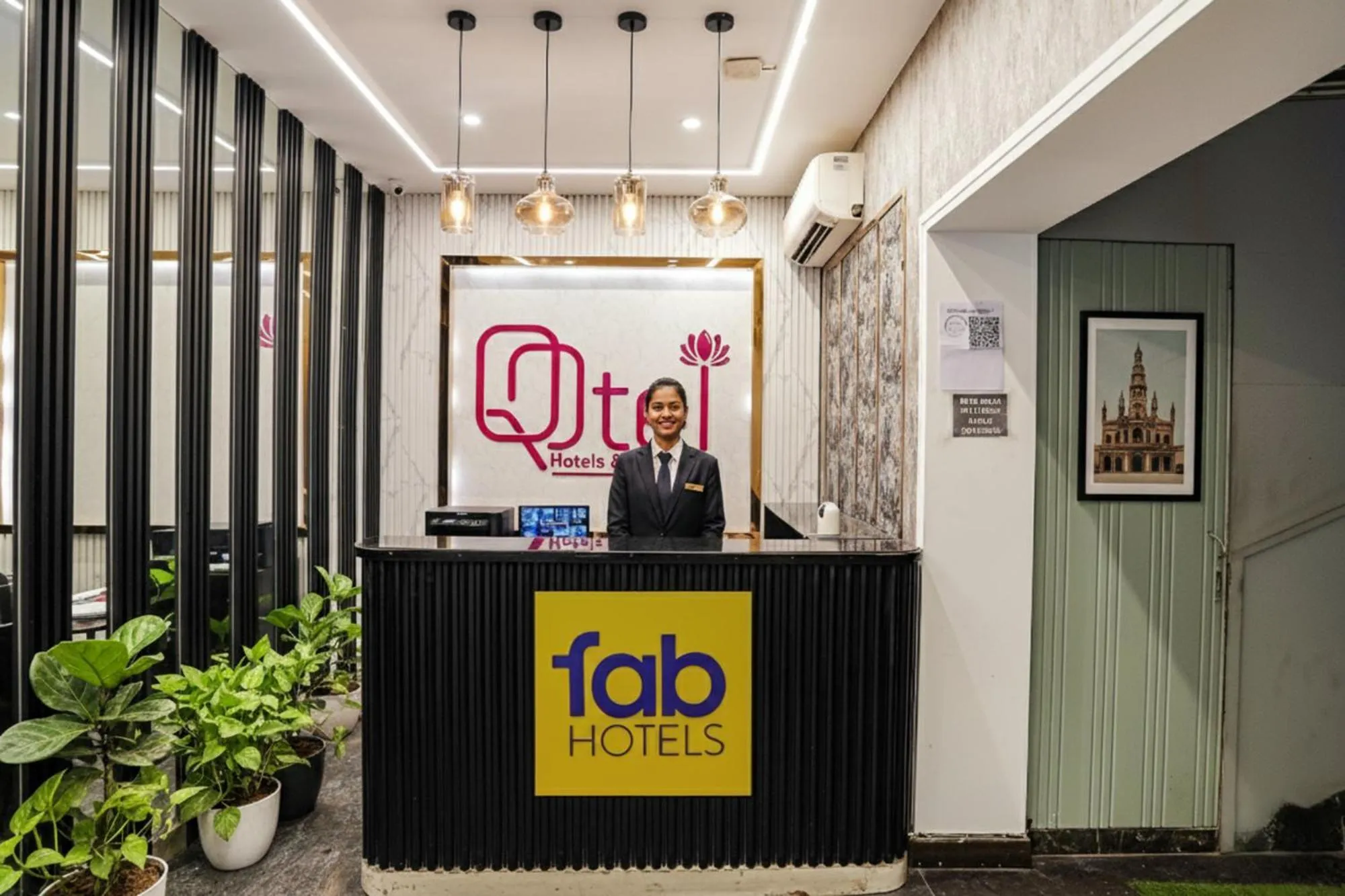 Lobby or reception in FabHotel Kaushambi