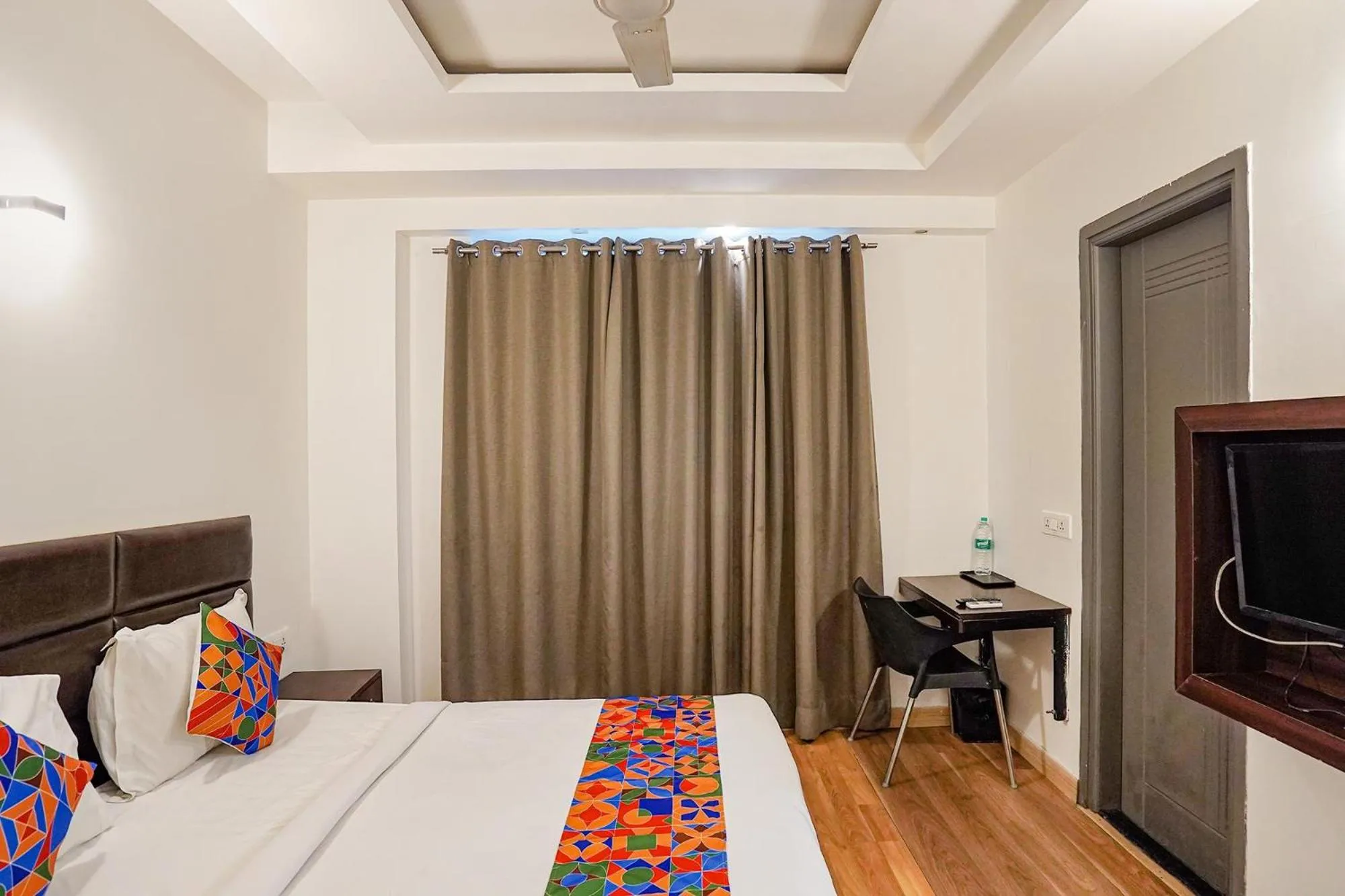 Bed in FabHotel Kaushambi