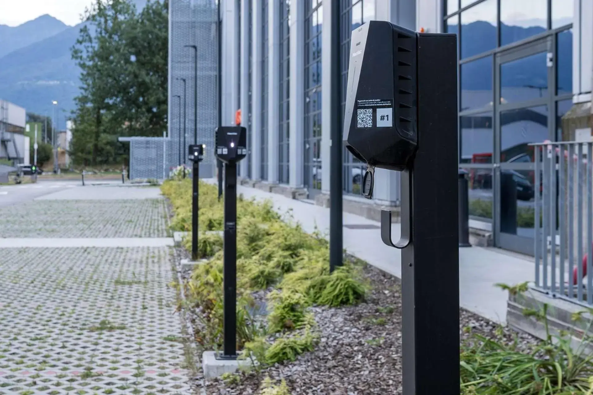 Property building in Hampton By Hilton Locarno Property building in Hampton By Hilton Locarno