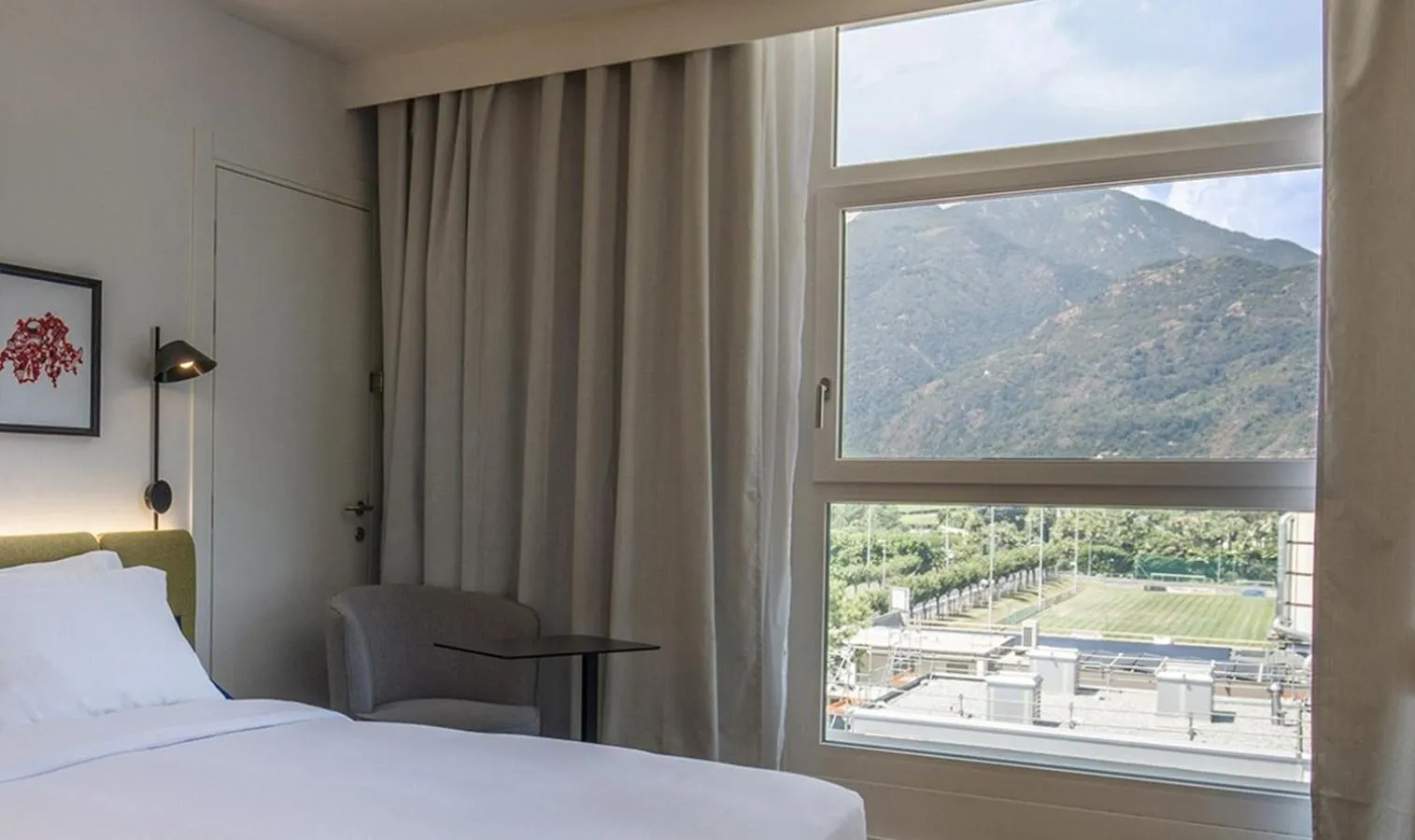 Property building, Bed in Hampton By Hilton Locarno