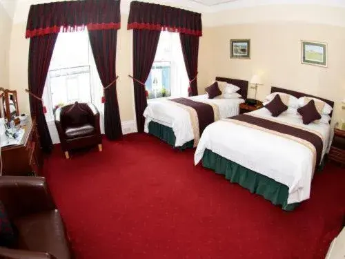 Family Room in Daviot Guest House Family Room in Daviot Guest House