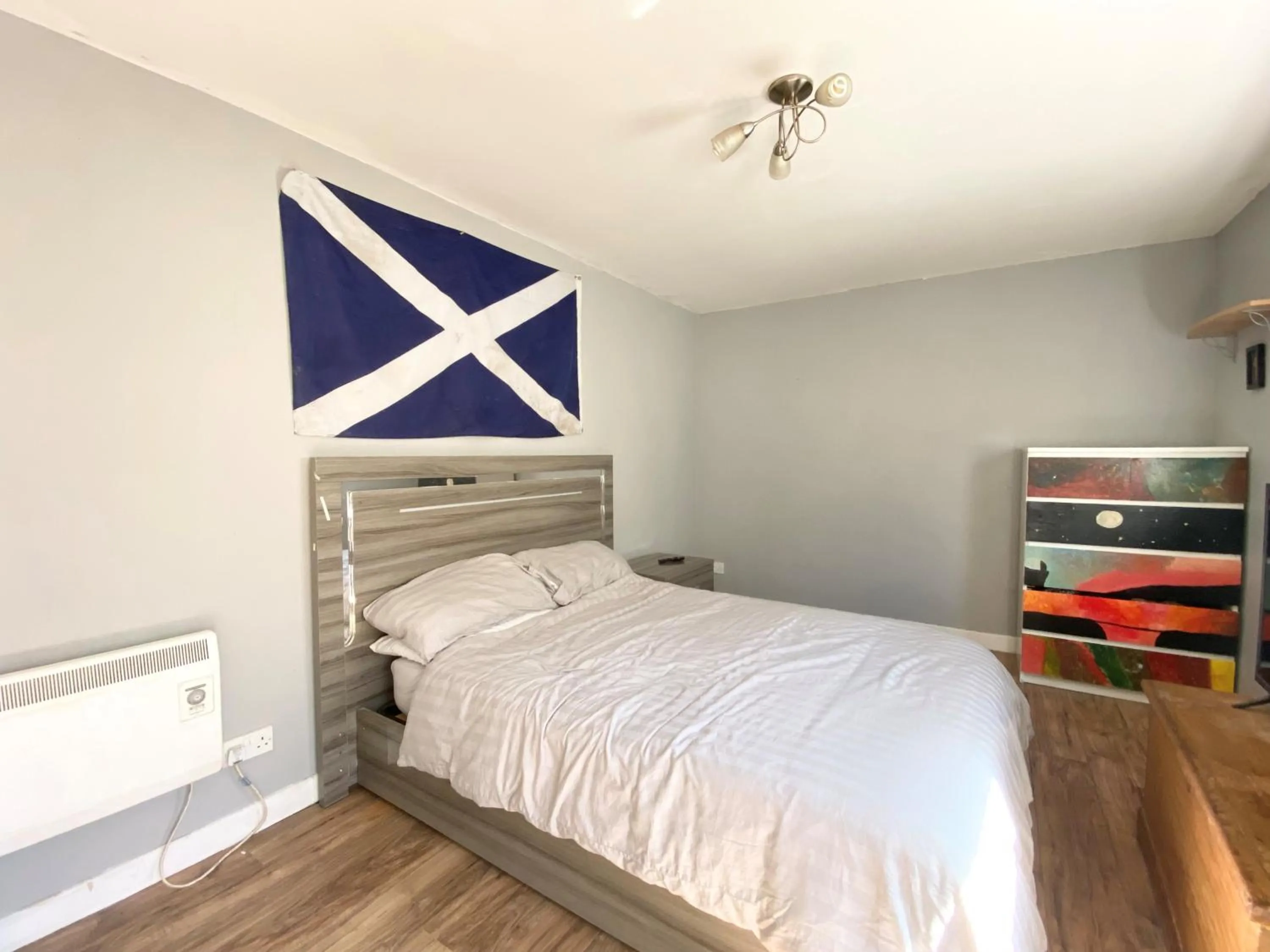 Bedroom, Bed in Daviot Guest House