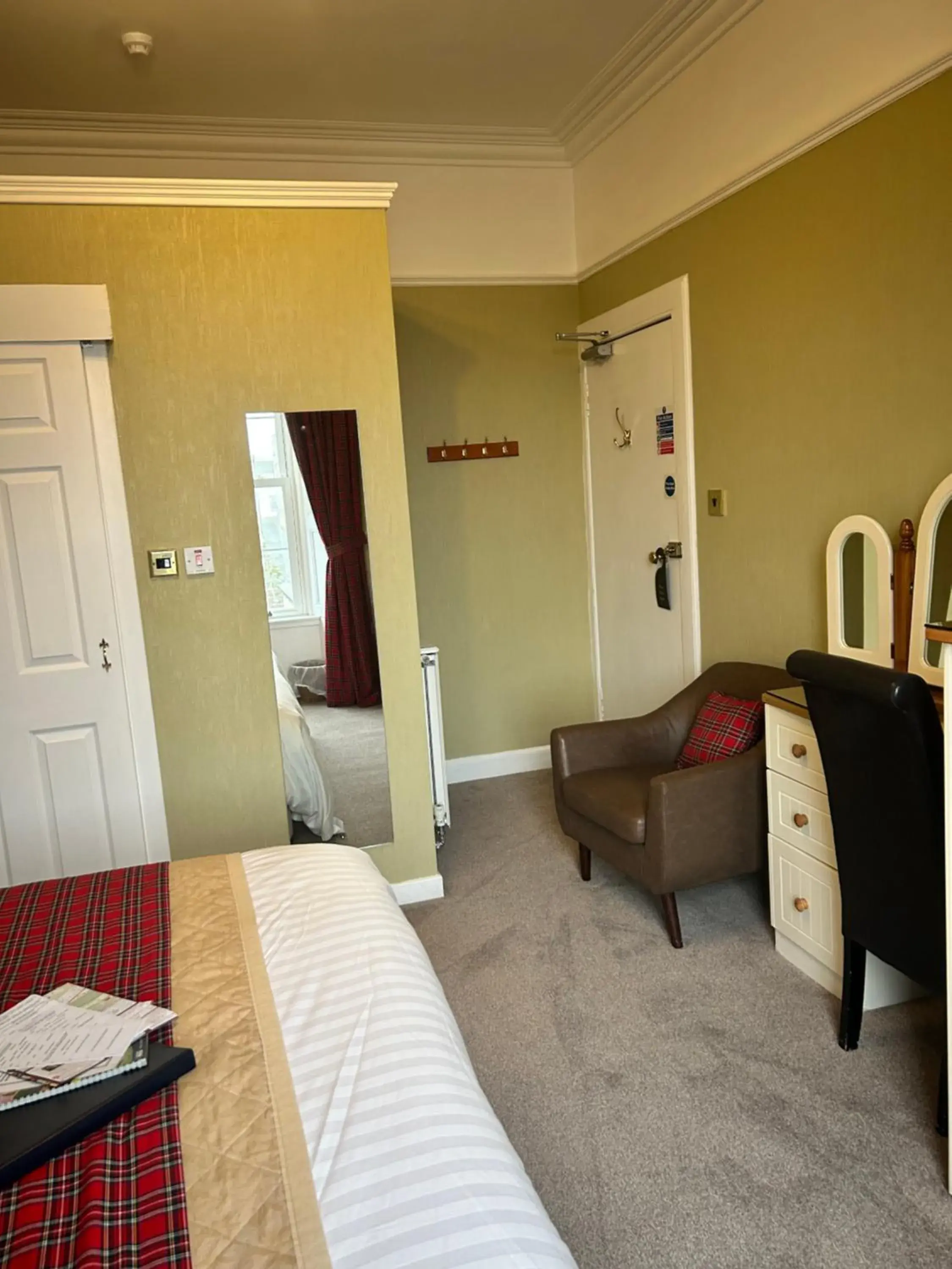 Double or Twin Room - single occupancy in Daviot Guest House Double or Twin Room - single occupancy in Daviot Guest House