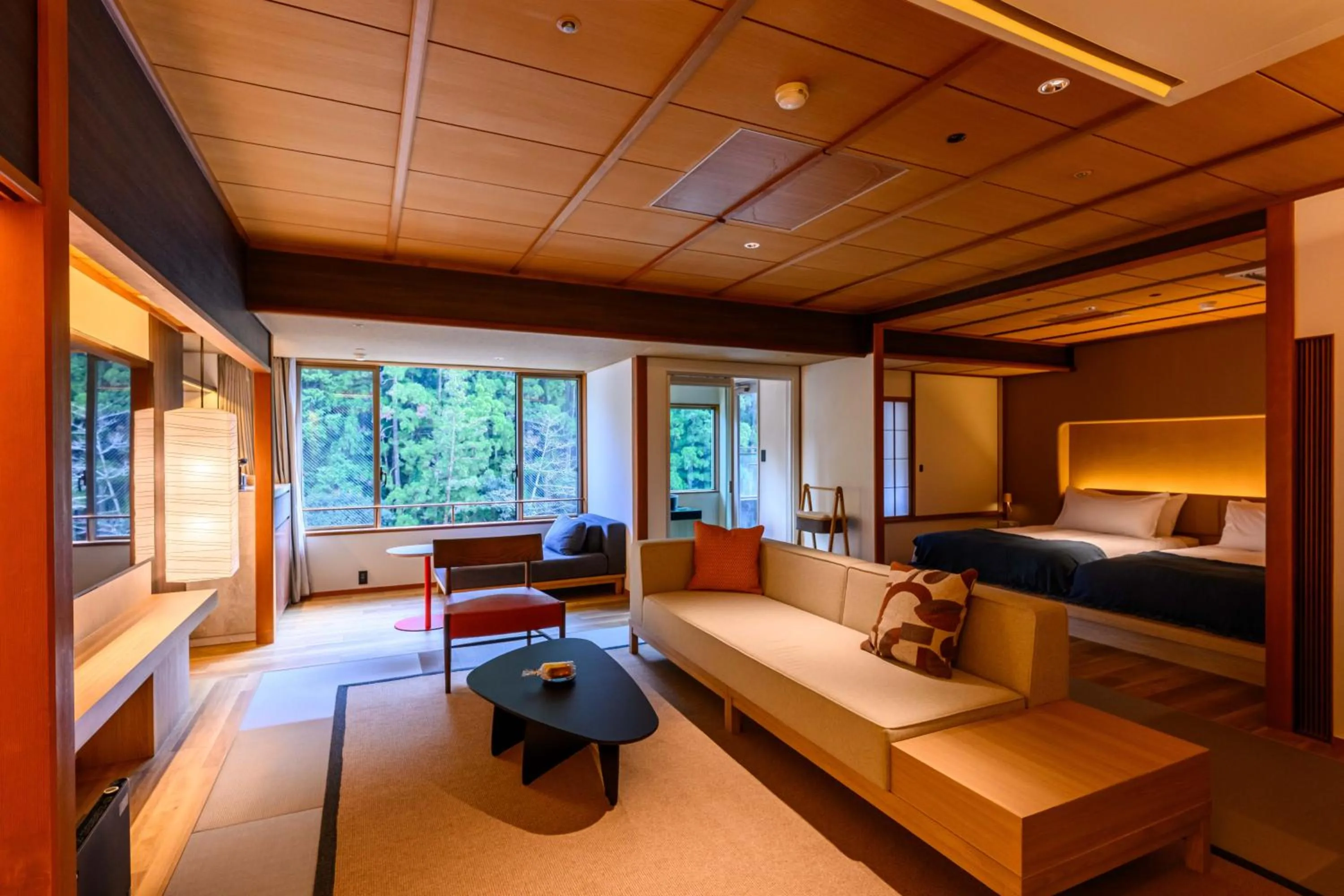 Lake view, Bed in Sansuikan Kawayu Midoriya