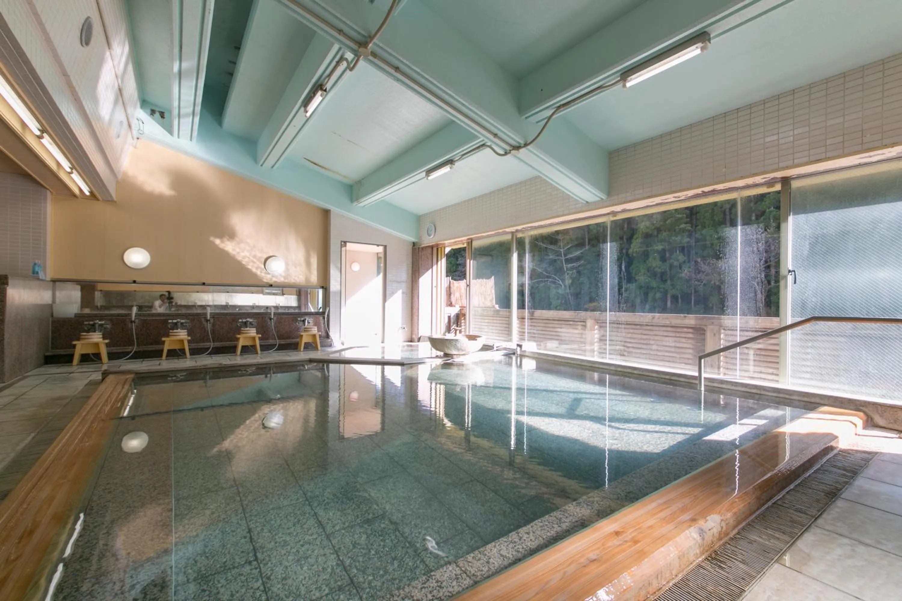 Public Bath in Sansuikan Kawayu Midoriya