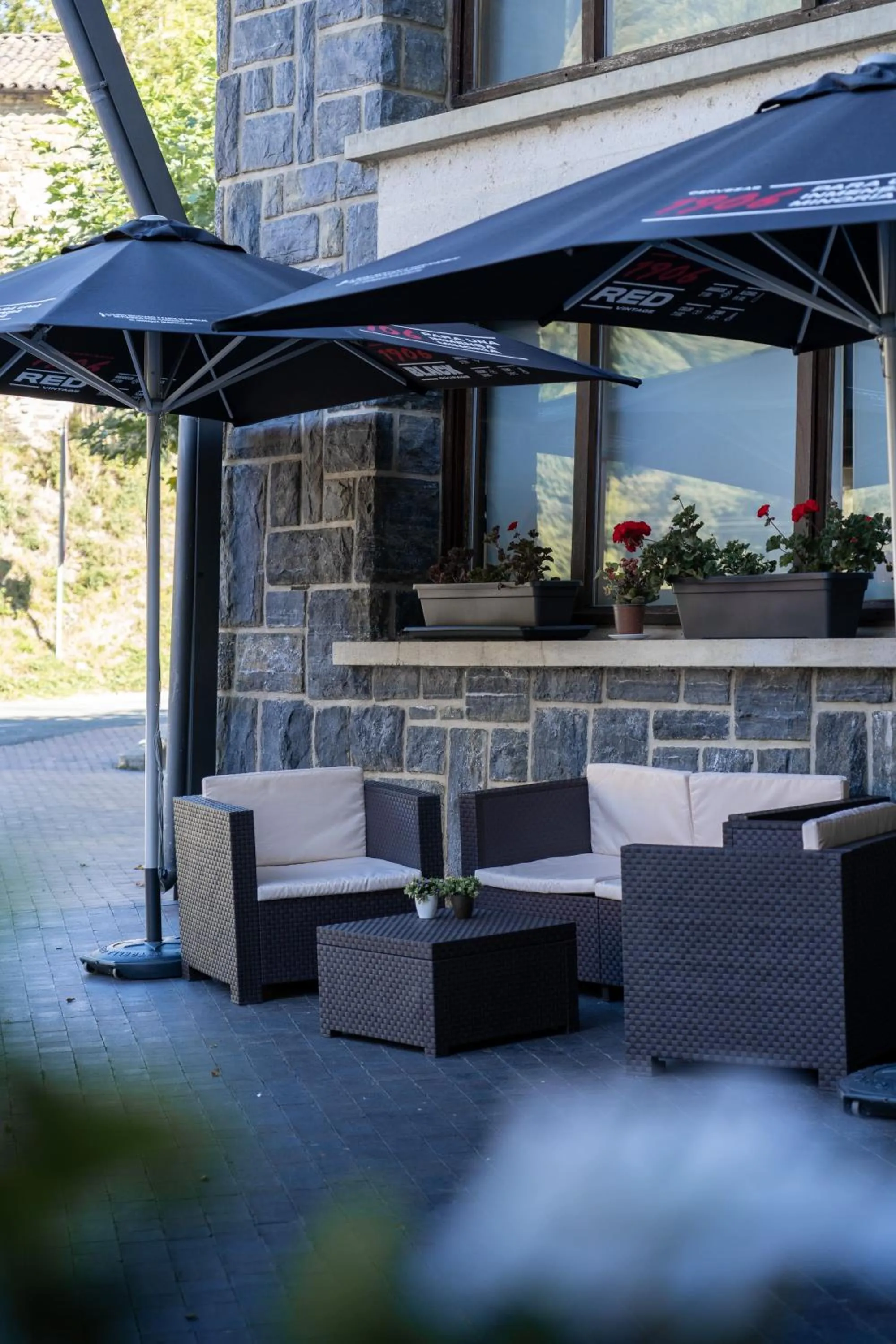 Property building in Hotel y Apartamentos SNÖ Isaba