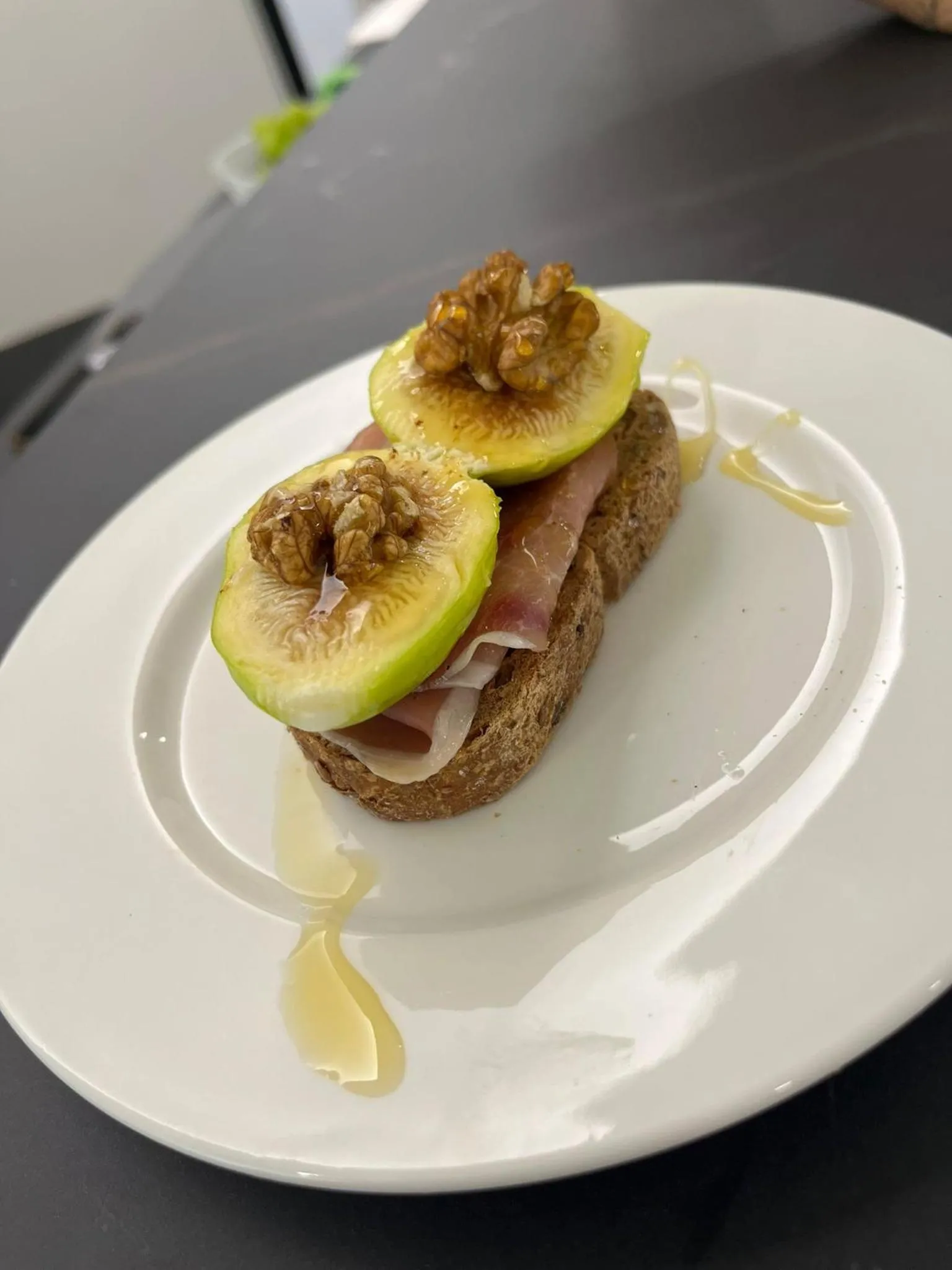 Food in Hotel Diadema