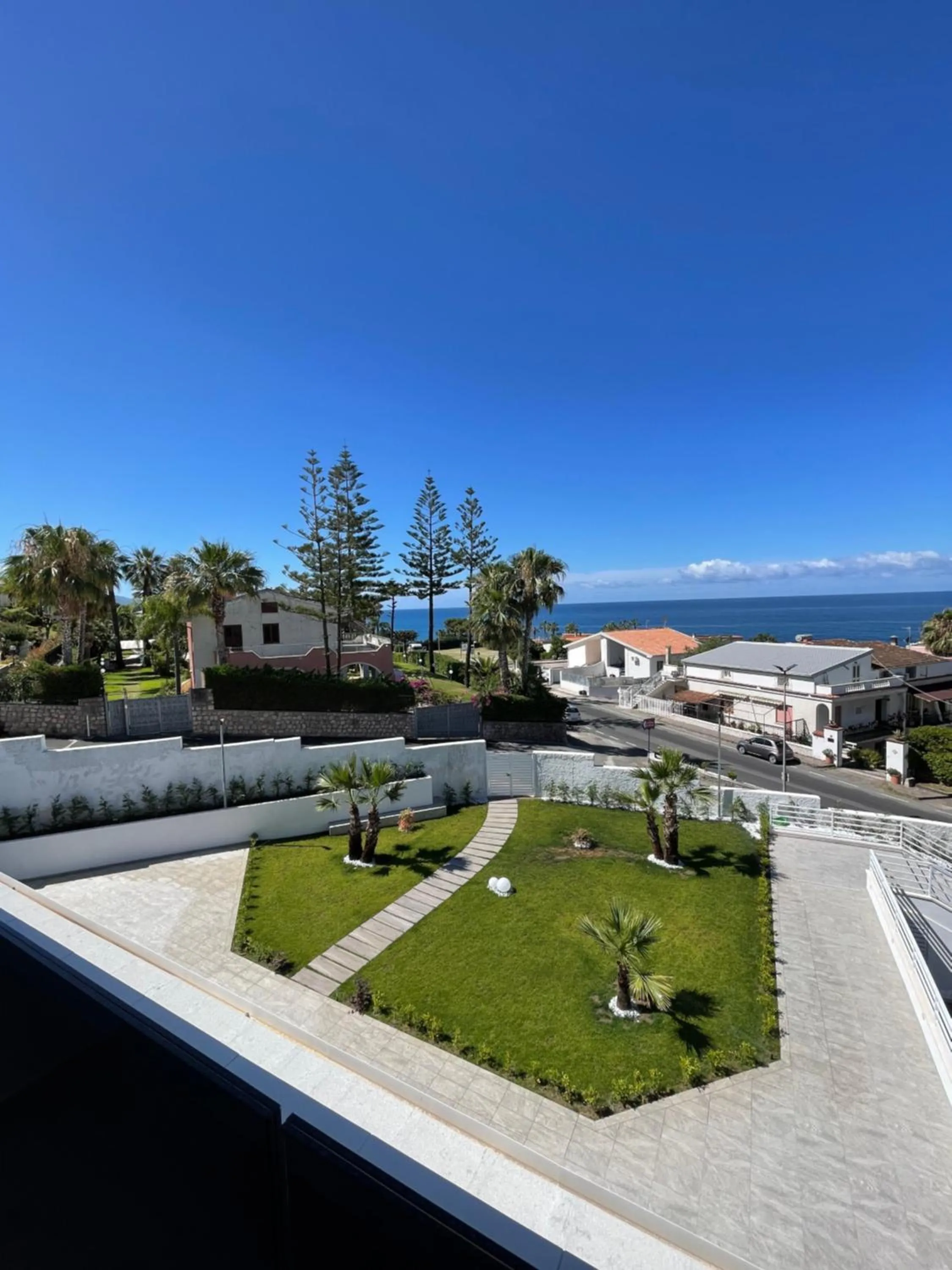 Day in Hotel Diadema