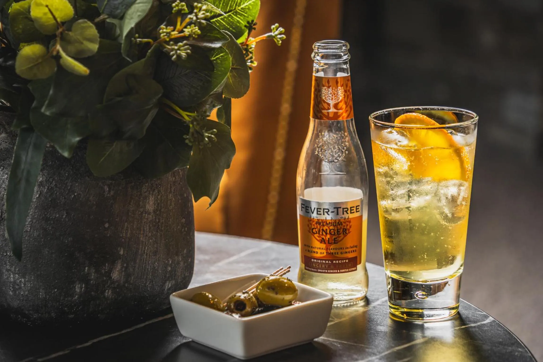 Restaurant/places to eat in Borrowdale Gates Hotel