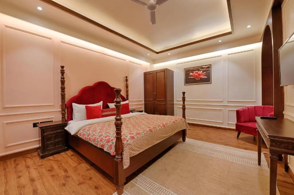 Bed in Gulmohar Mansion - A Boutique Stay