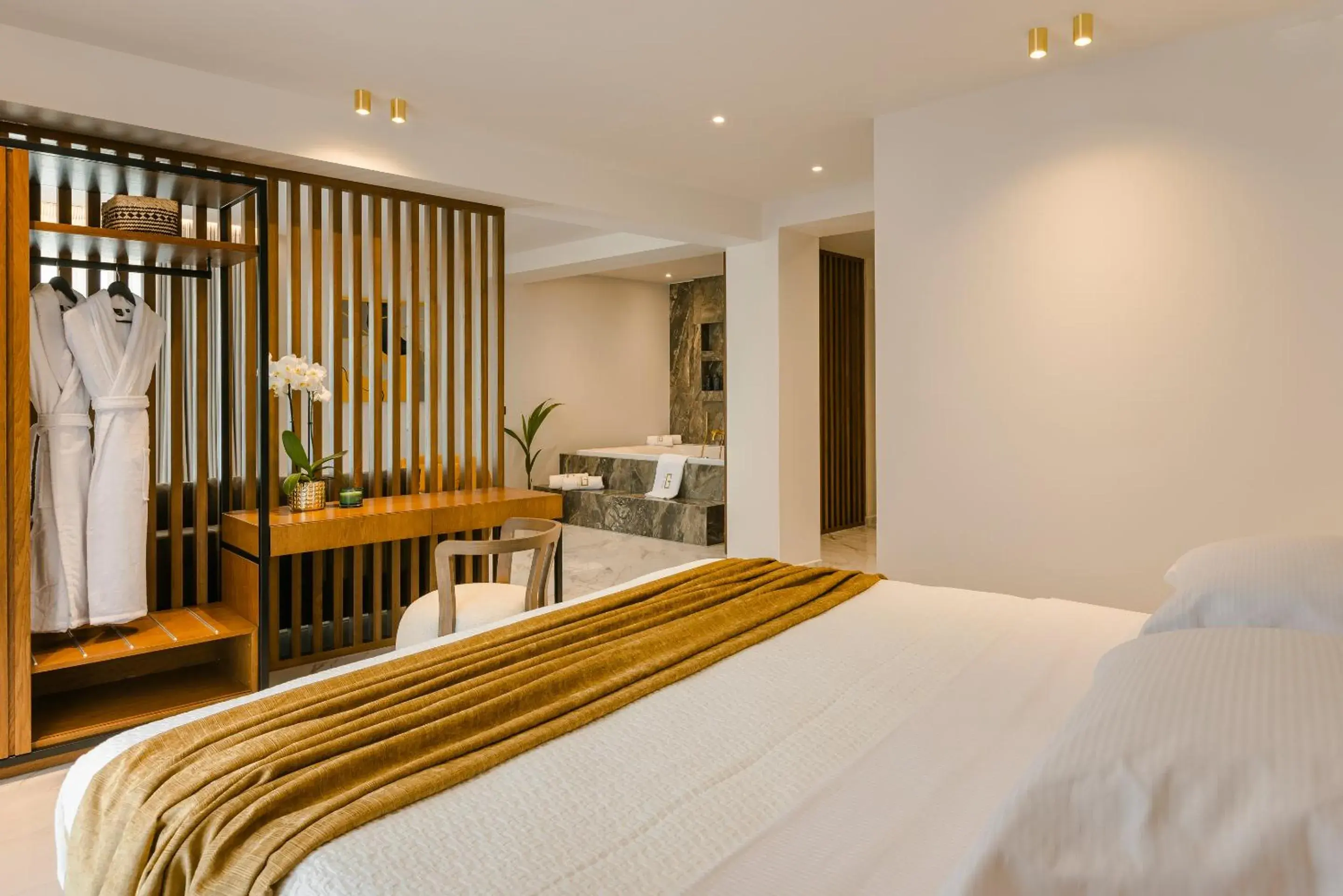 King Suite with Balcony in G Boutique Hotel Kefalonia King Suite with Balcony in G Boutique Hotel Kefalonia