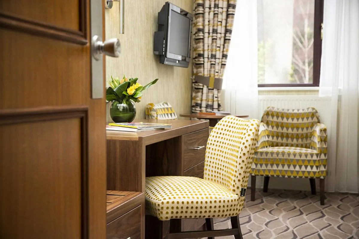 Lodore Falls Hotel & Spa