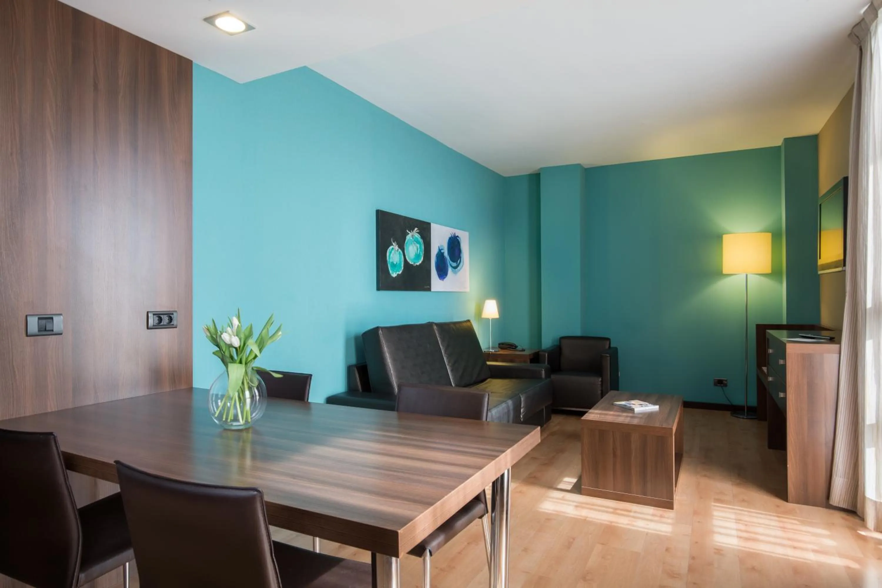 TV and multimedia in Eurostars Rey Fernando