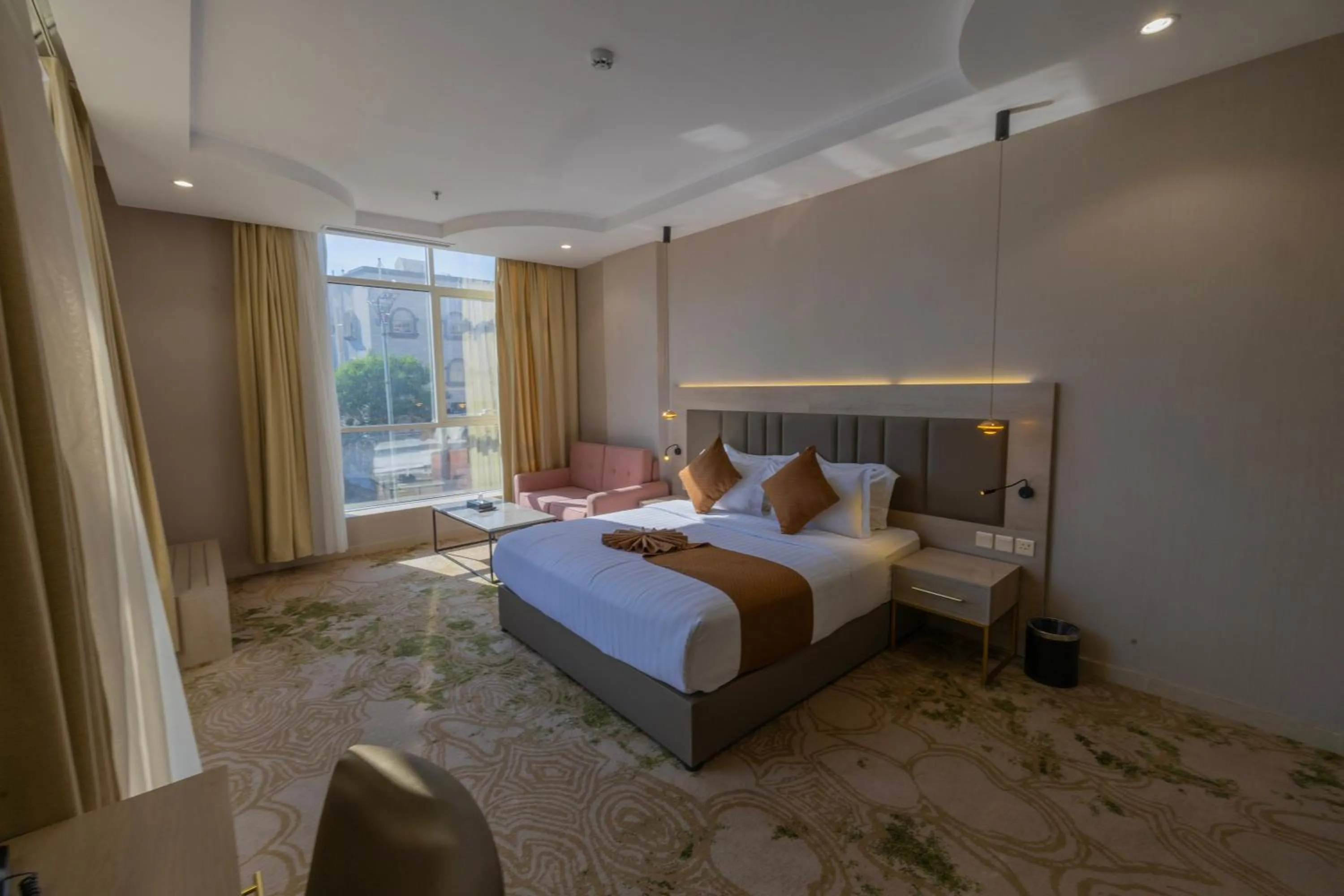 Bed in Armada Residence Hotel Shafa Road