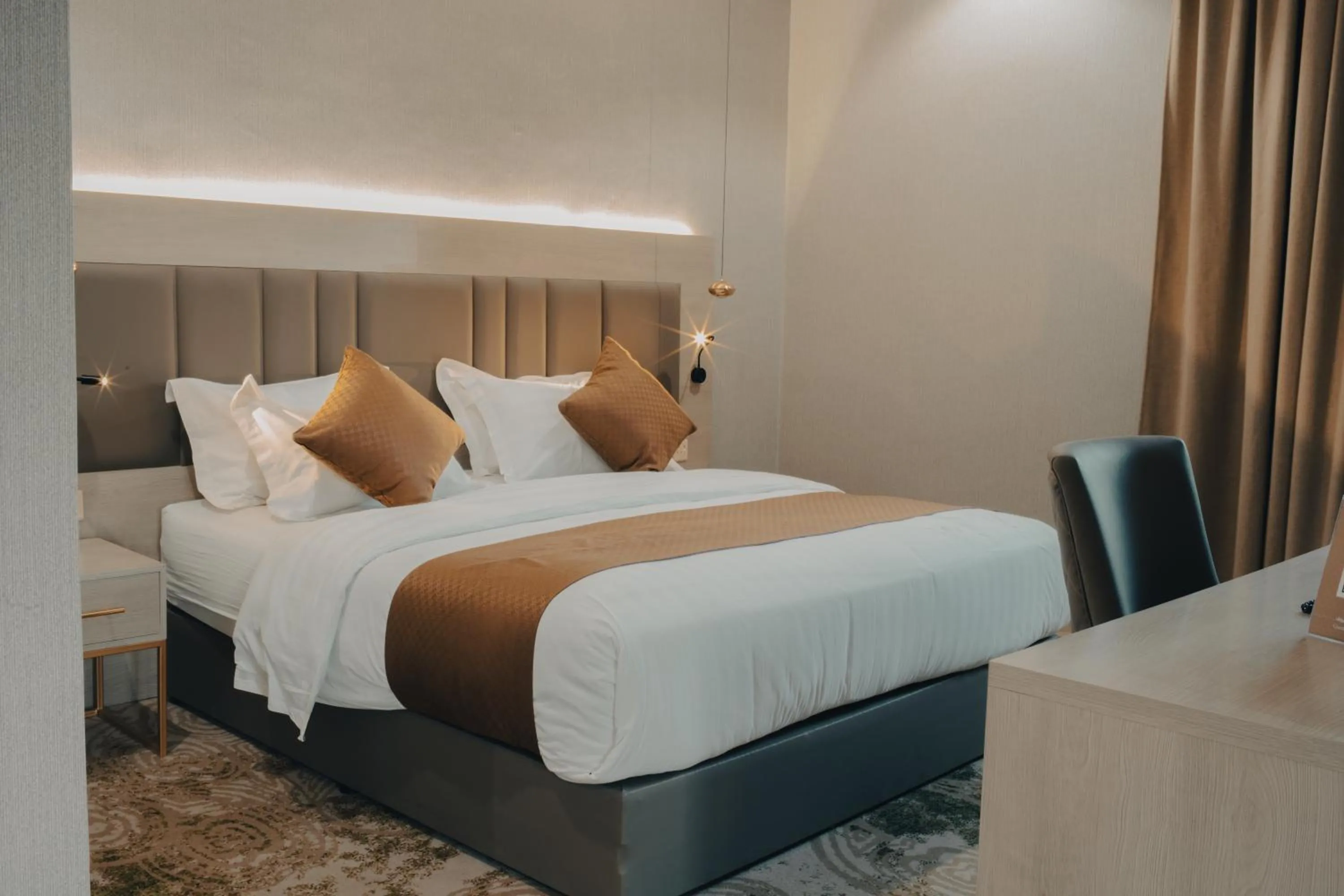 Bed in Armada Residence Hotel Shafa Road
