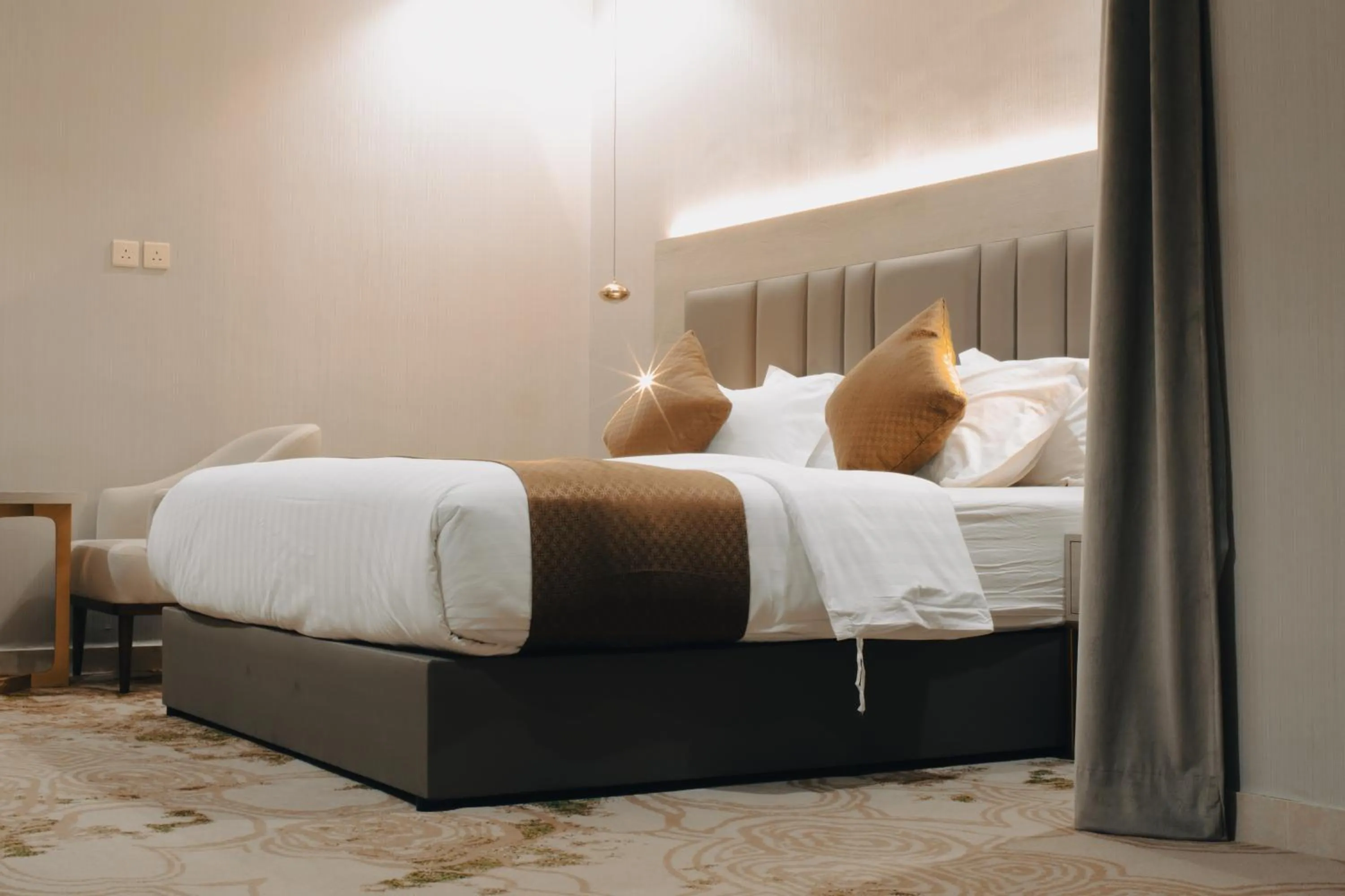 Bed in Armada Residence Hotel Shafa Road