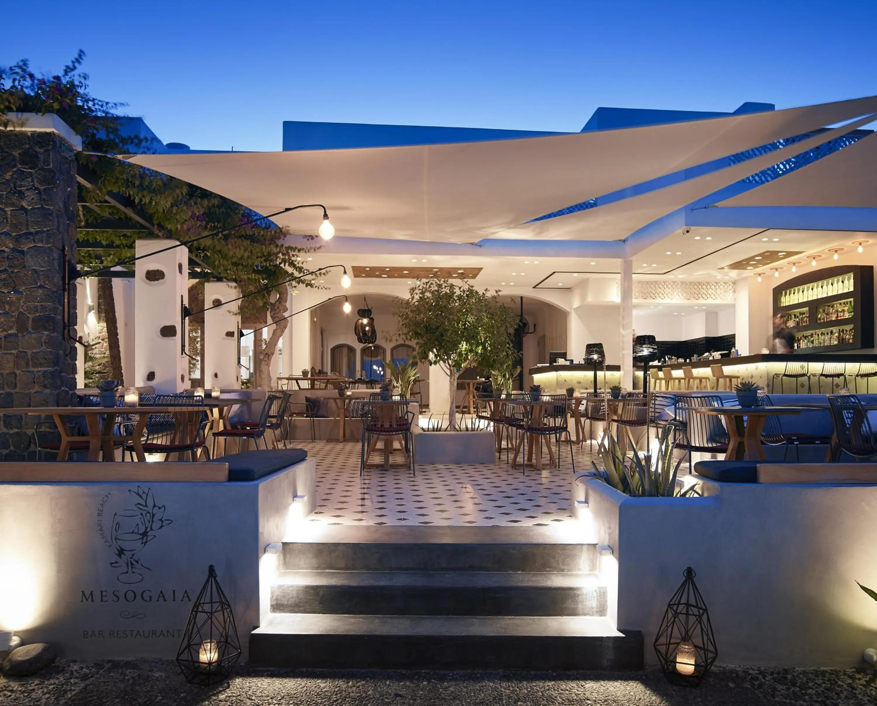 Restaurant/places to eat in Afroditi Venus Beach Resort