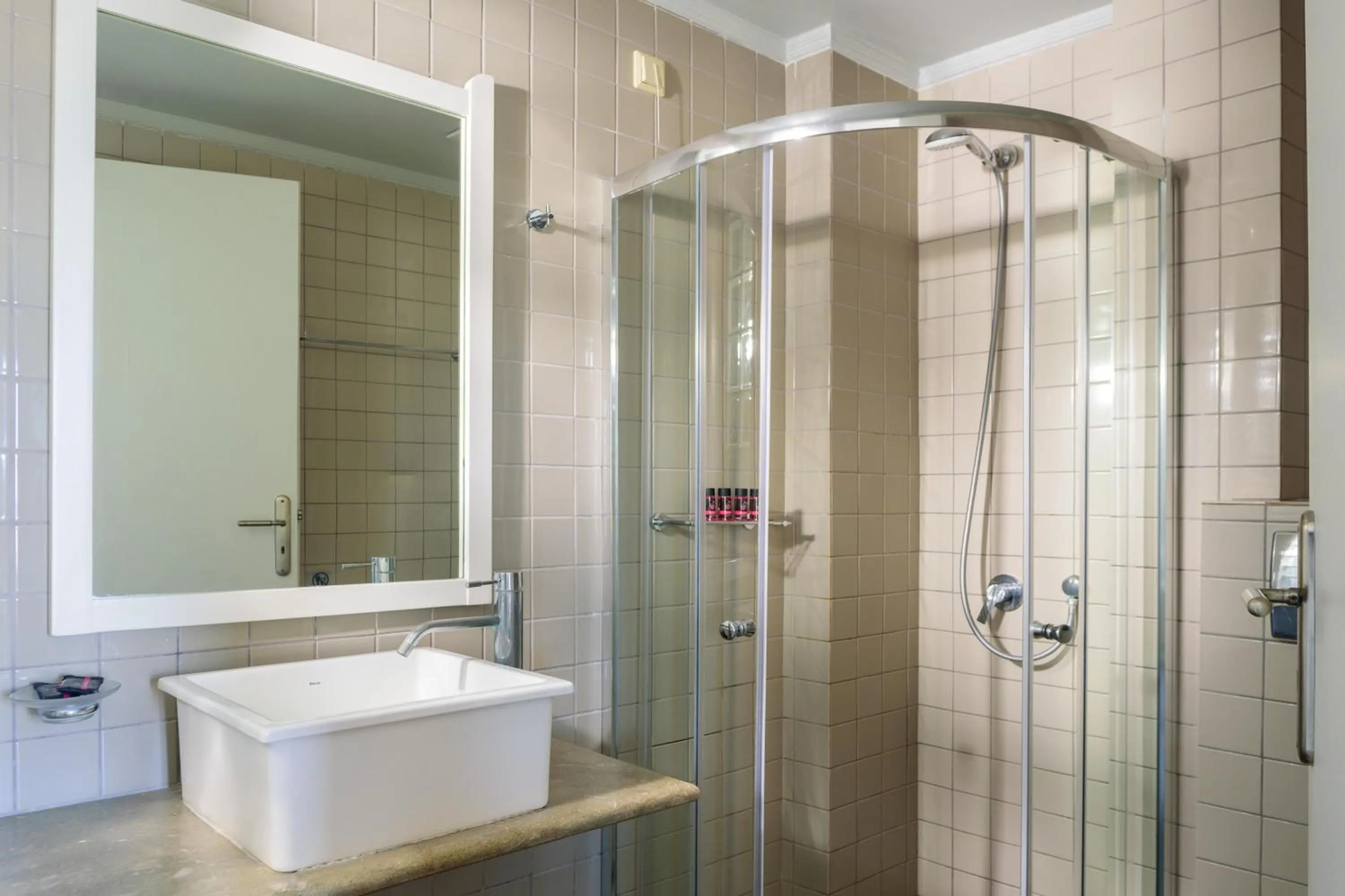 Bathroom in Afroditi Venus Beach Resort