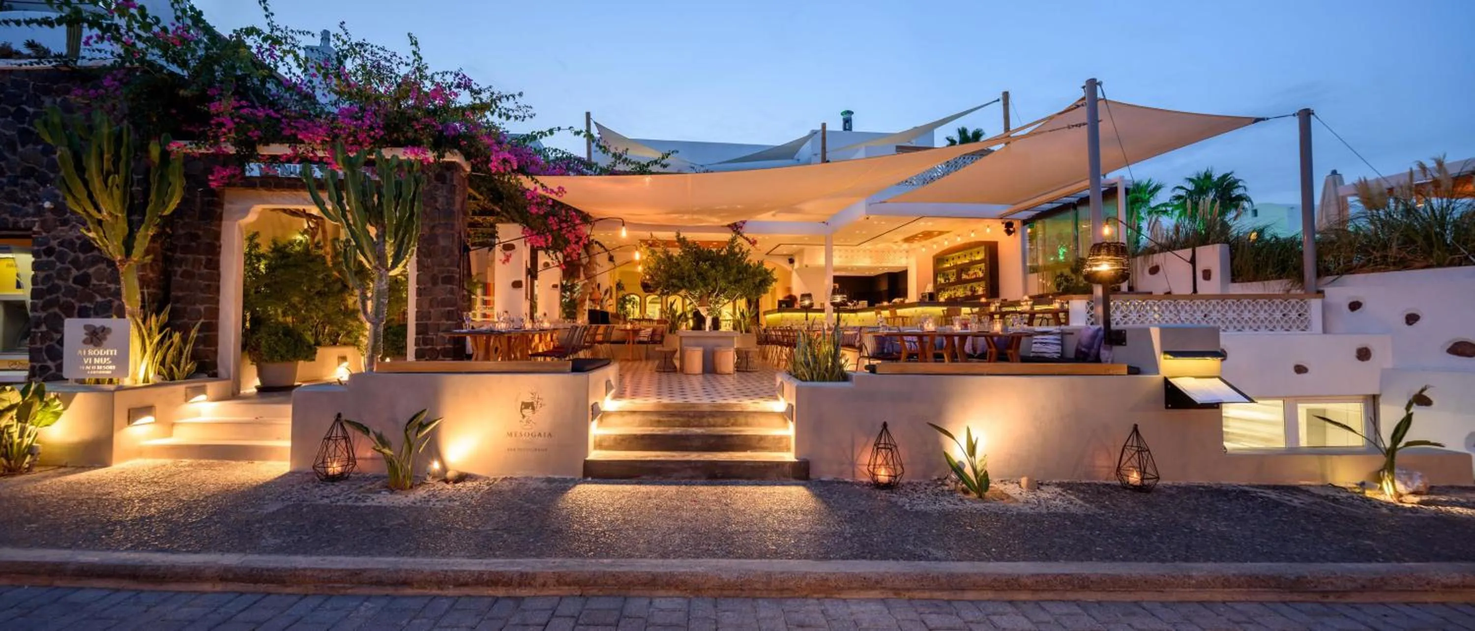 Restaurant/places to eat in Afroditi Venus Beach Resort