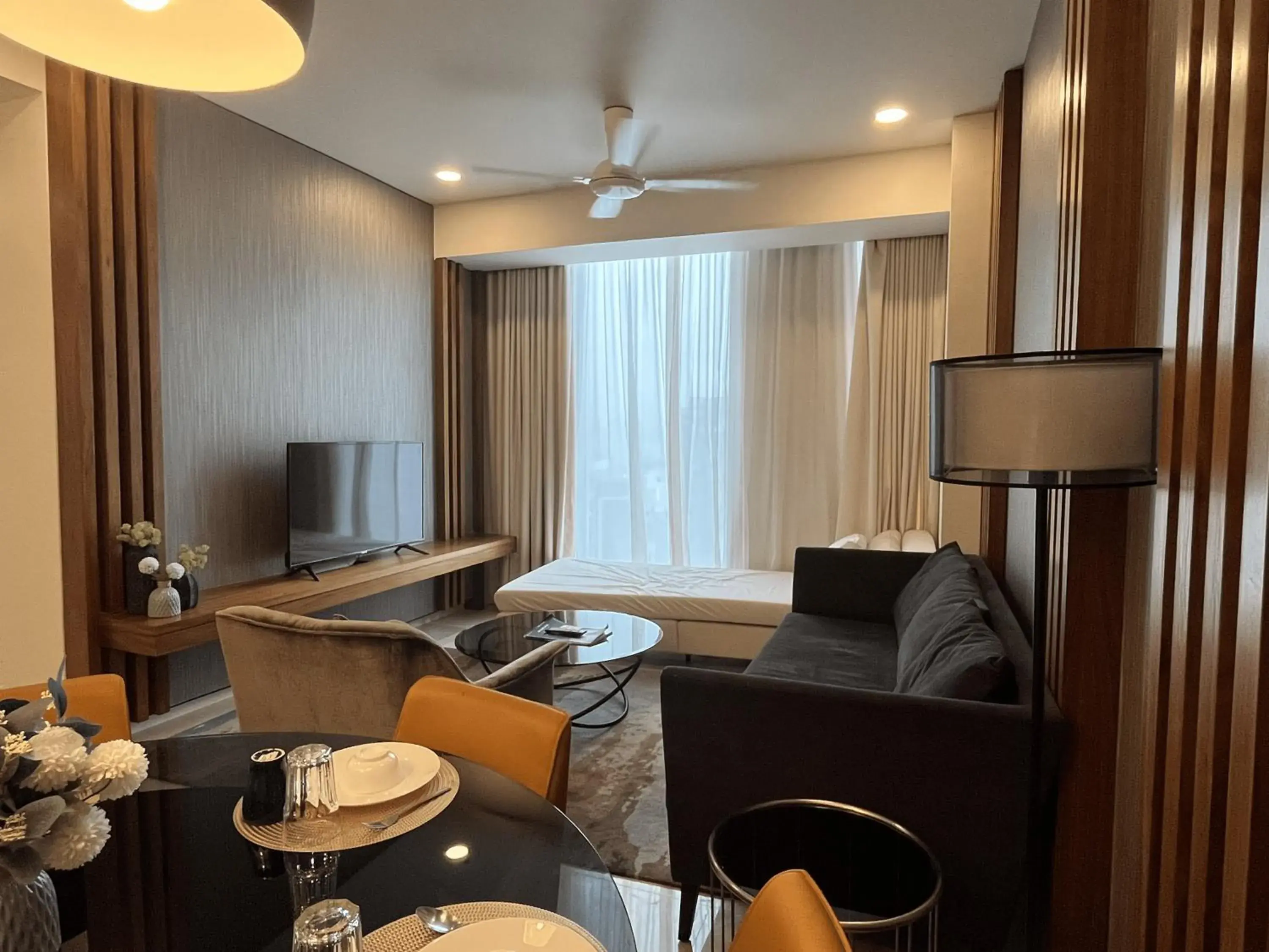 Executive Suite in Tropicana The Residences by uBook Executive Suite in Tropicana The Residences by uBook