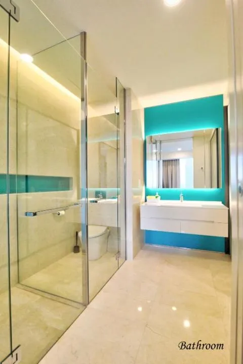 Shower in Tropicana The Residences by uBook