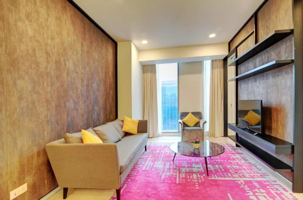 Living room in Tropicana The Residences by uBook