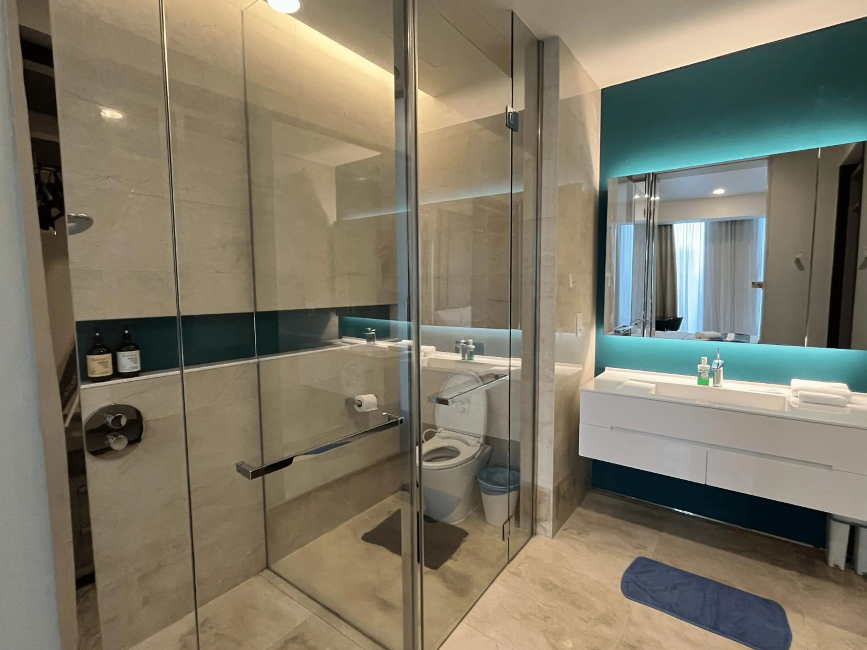 Bathroom in Tropicana The Residences by uBook