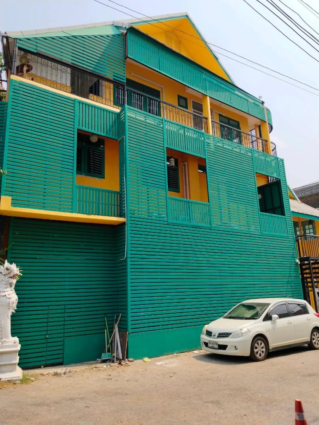 Property building in Yellow Lamoon Hotel