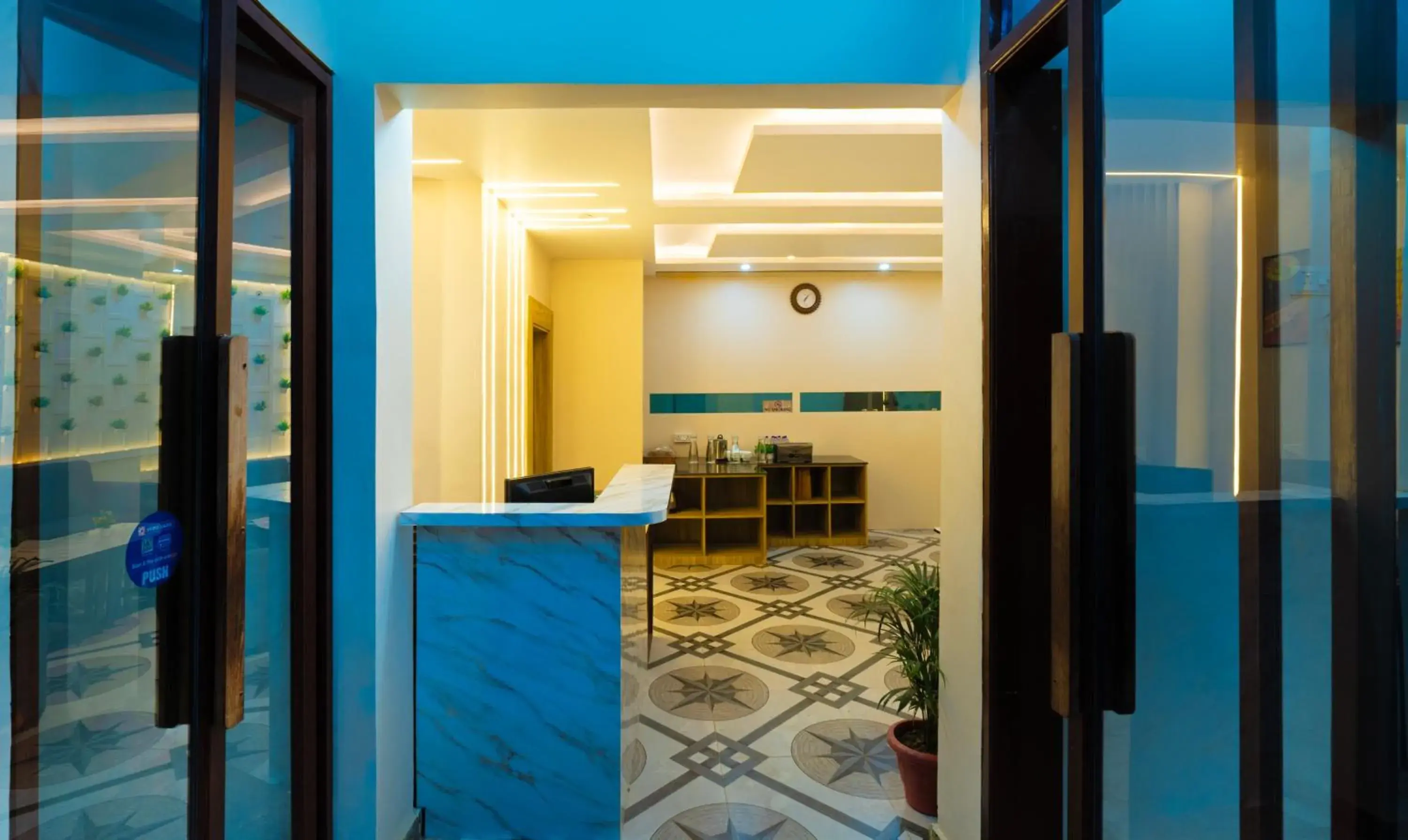 Lobby or reception in Treebo Om Shree Banaras Lobby or reception in Treebo Om Shree Banaras