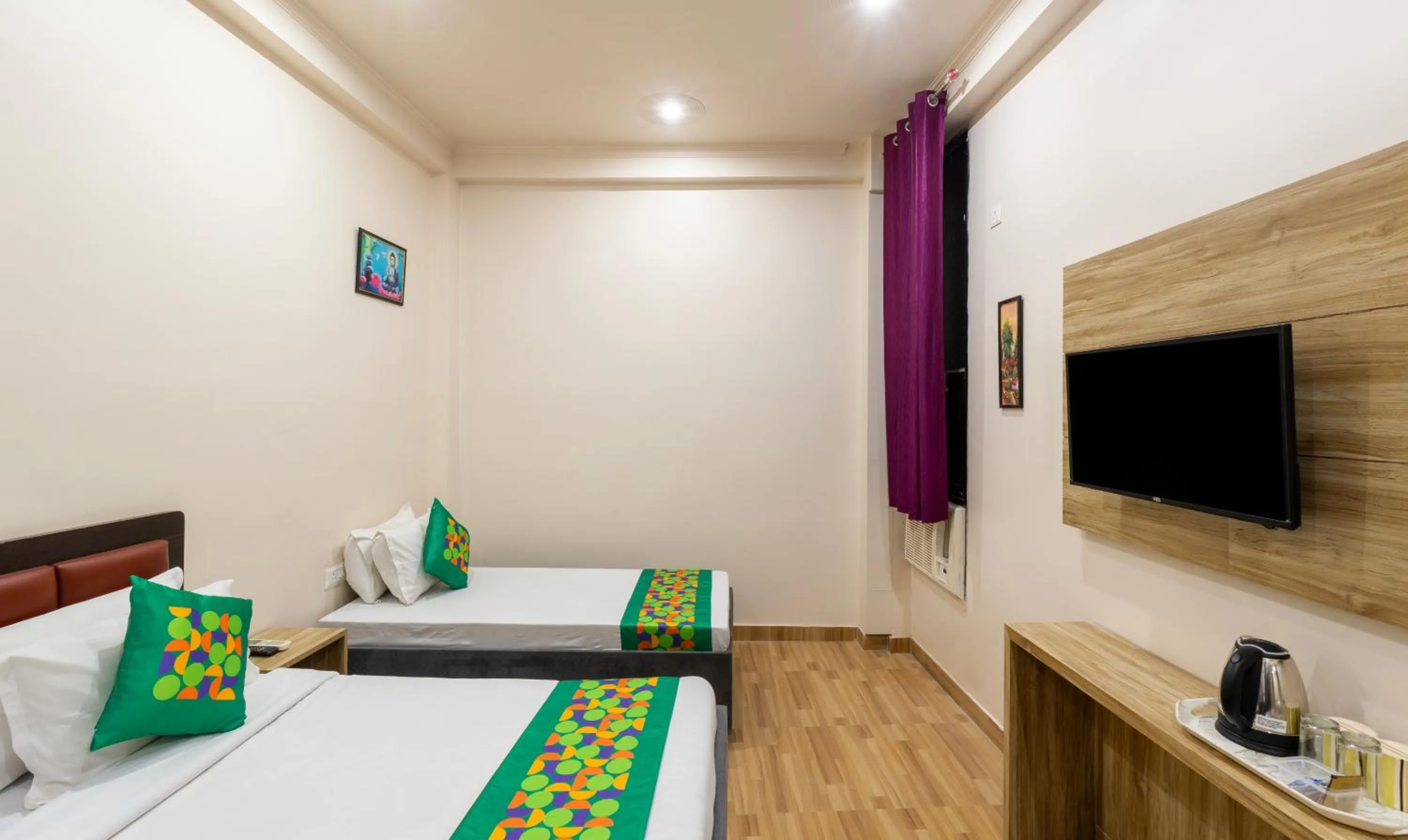 Bedroom, Bed in Treebo Om Shree Banaras