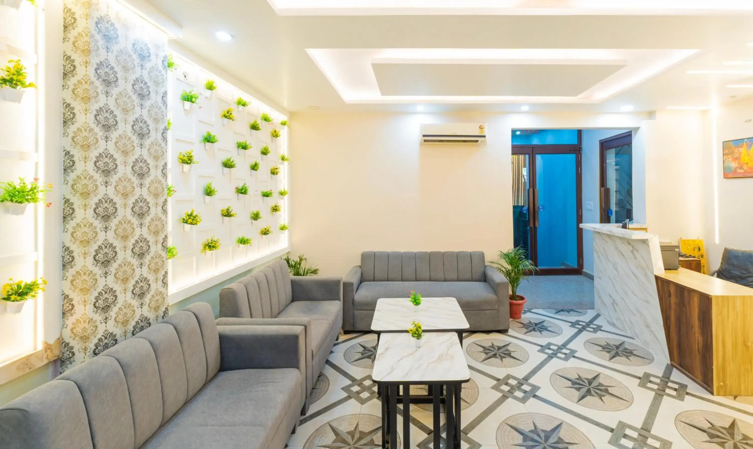 Treebo Om Shree Banaras Treebo Om Shree Banaras