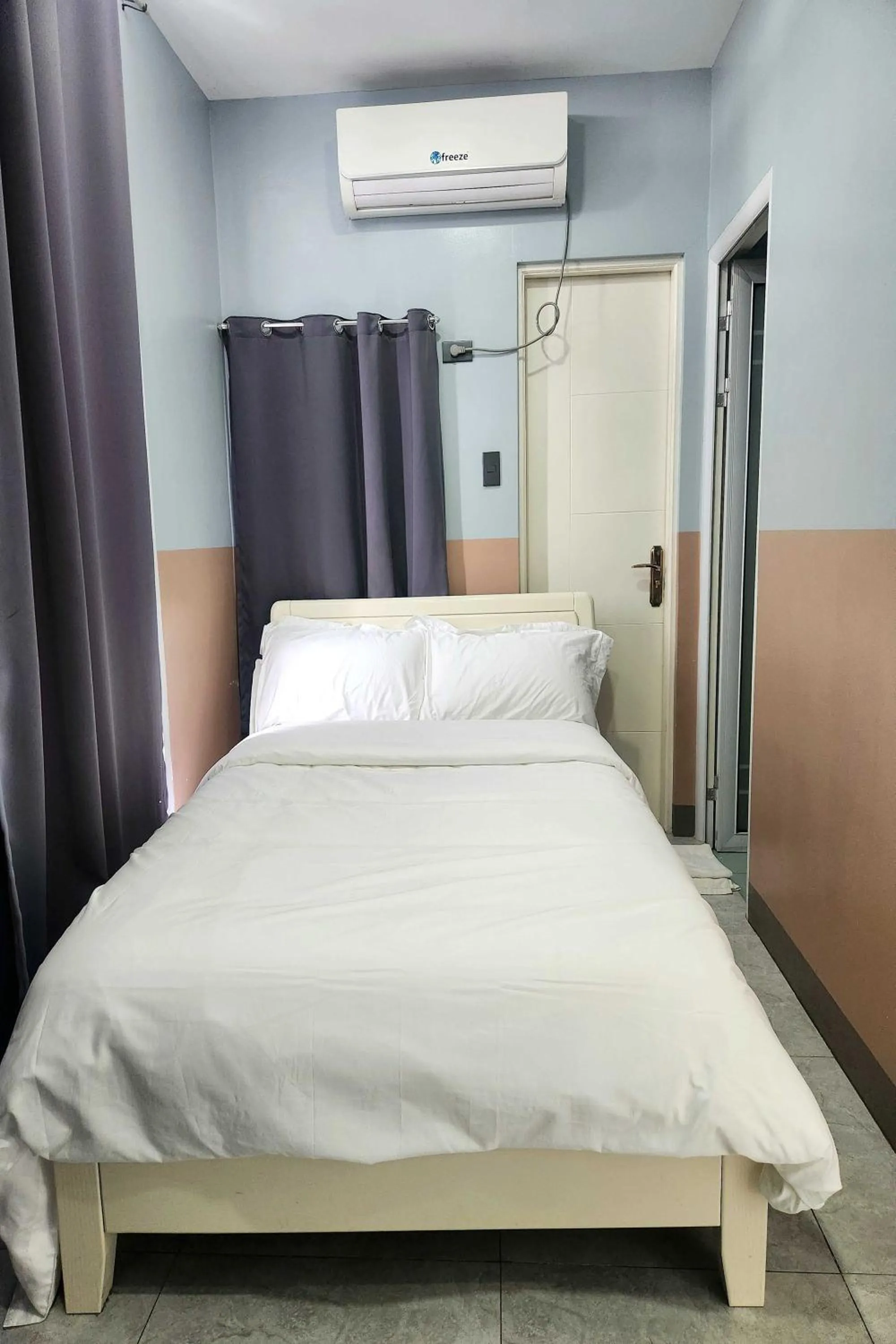 Bed in Qingqing Hotel Pasay Manila near MOA