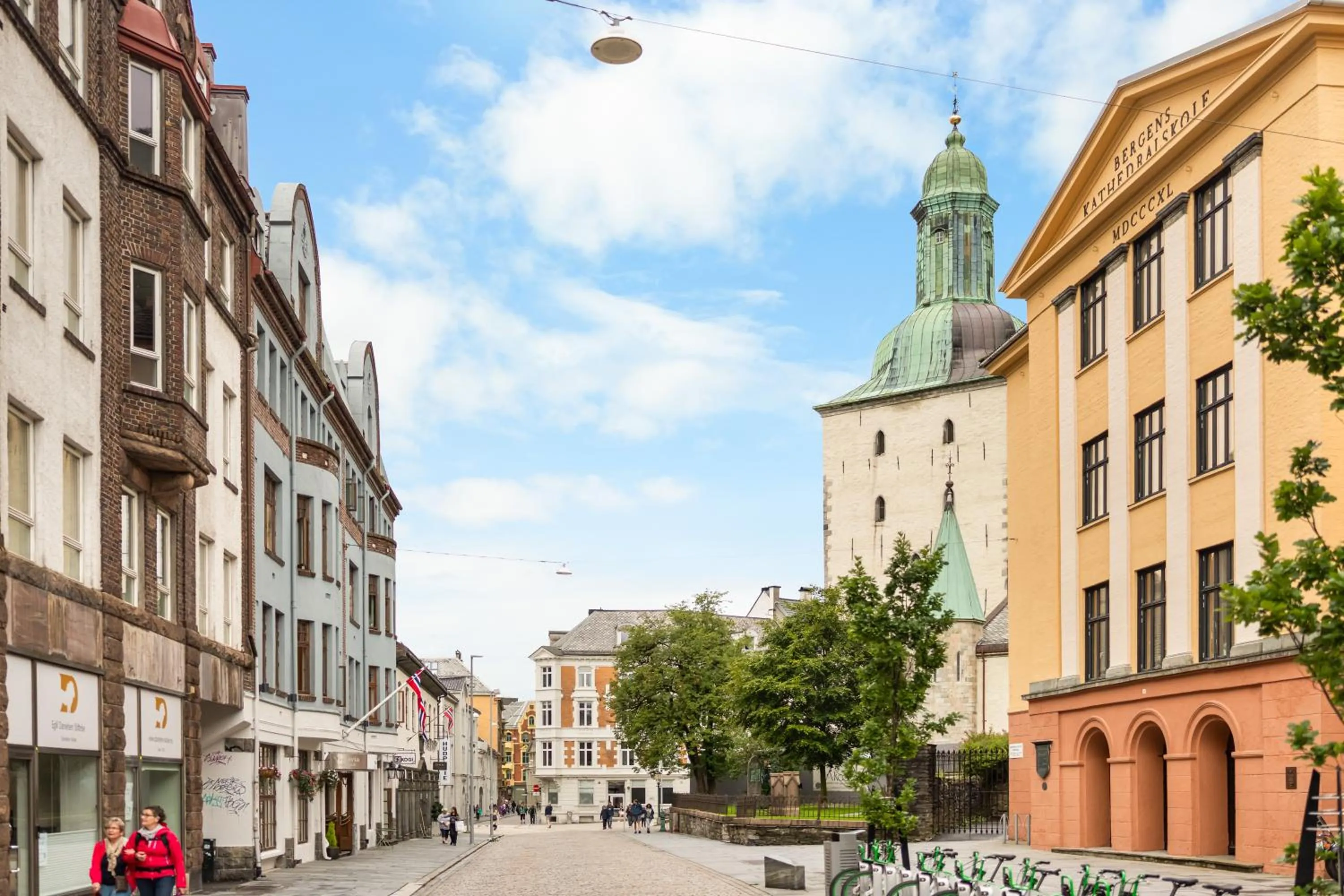 Street view in BREEZE Hotel Victoria - Self-Service