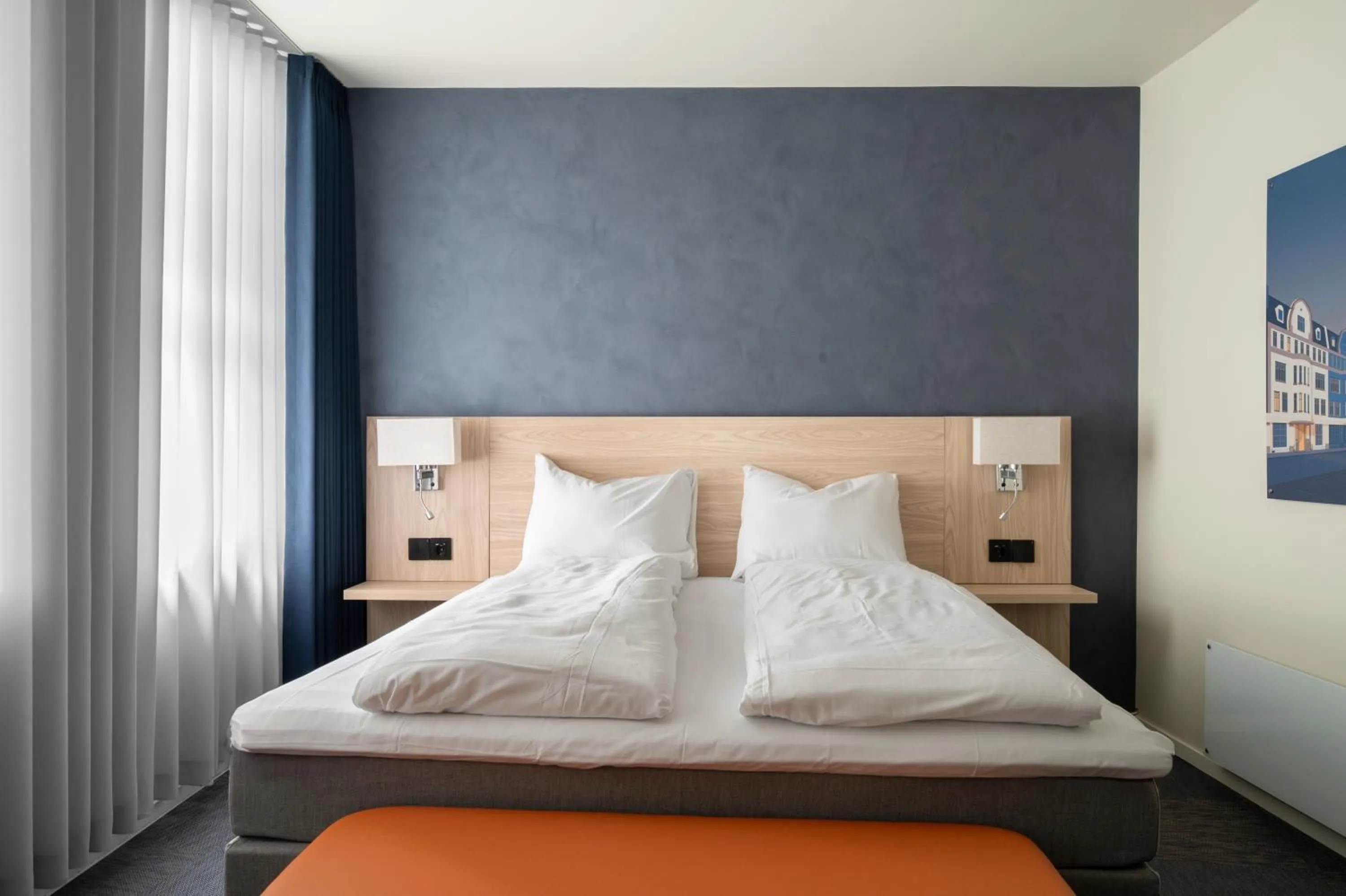 Bed in BREEZE Hotel Victoria - Self-Service