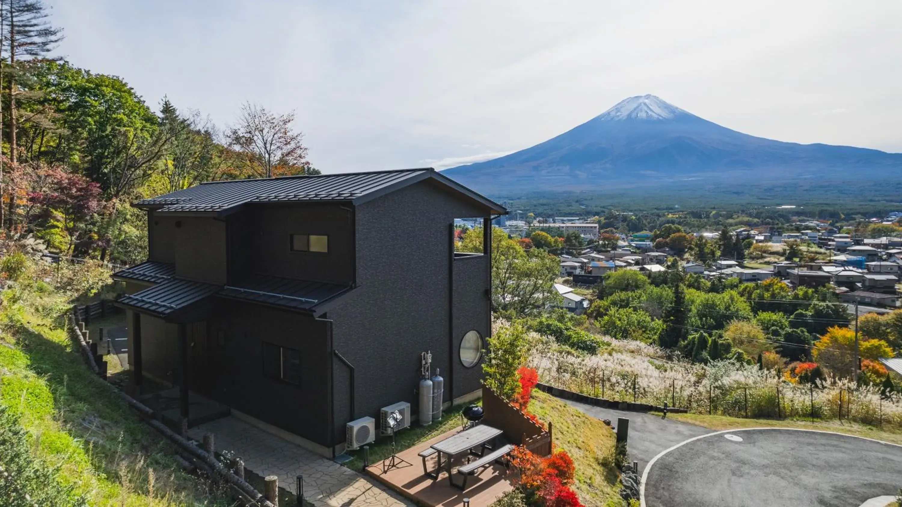 Balcony Villa with Full Mt. Fuji View in THE TOKI fujikawaguchiko Balcony Villa with Full Mt. Fuji View in THE TOKI fujikawaguchiko
