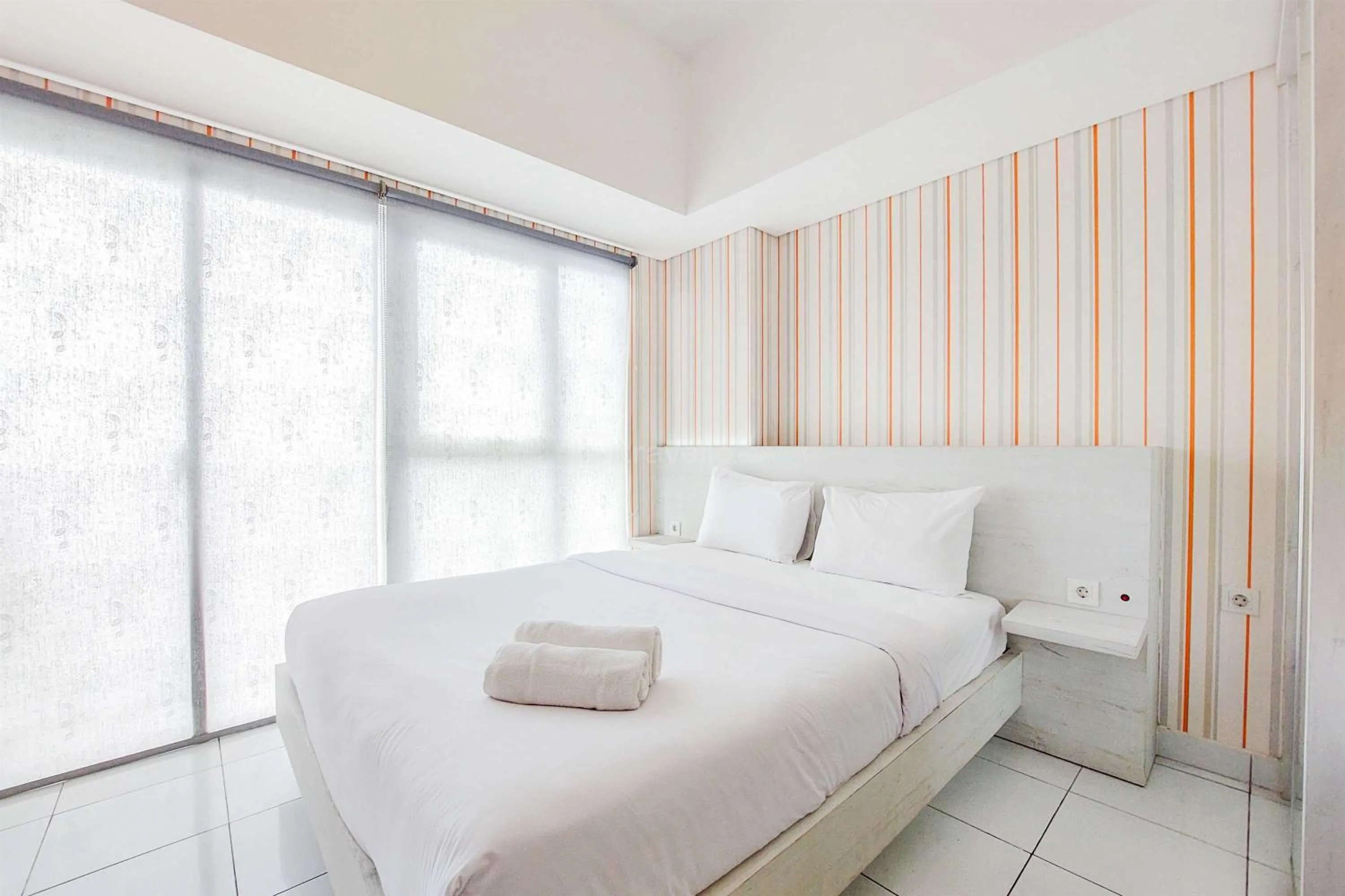 Comfort and Cozy Stay Studio Casa de Parco Apartment By Travelio