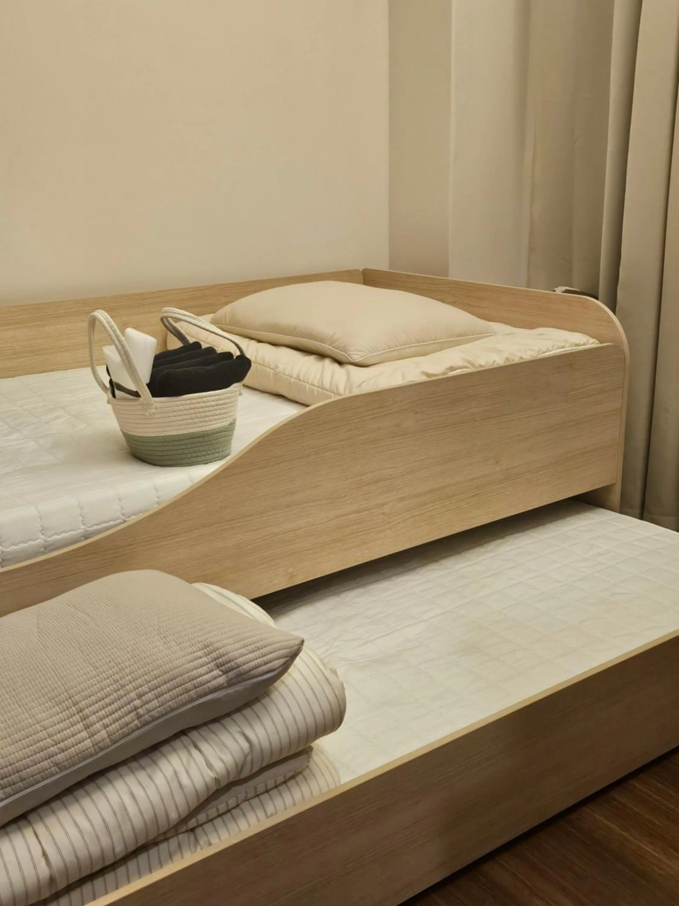 Bedroom, Bed in Travel Light Hostel