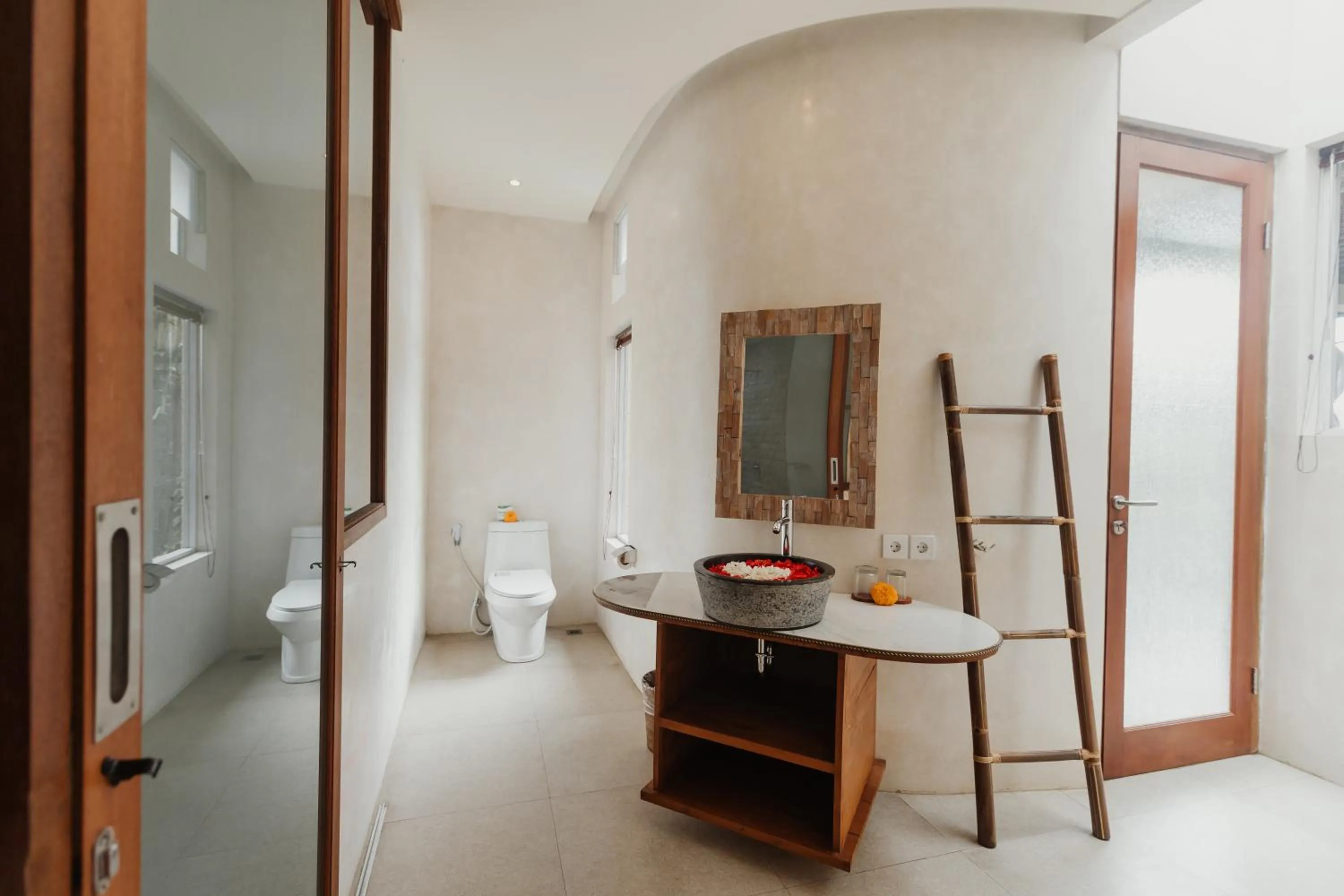 Shower in The Iyang Ubud