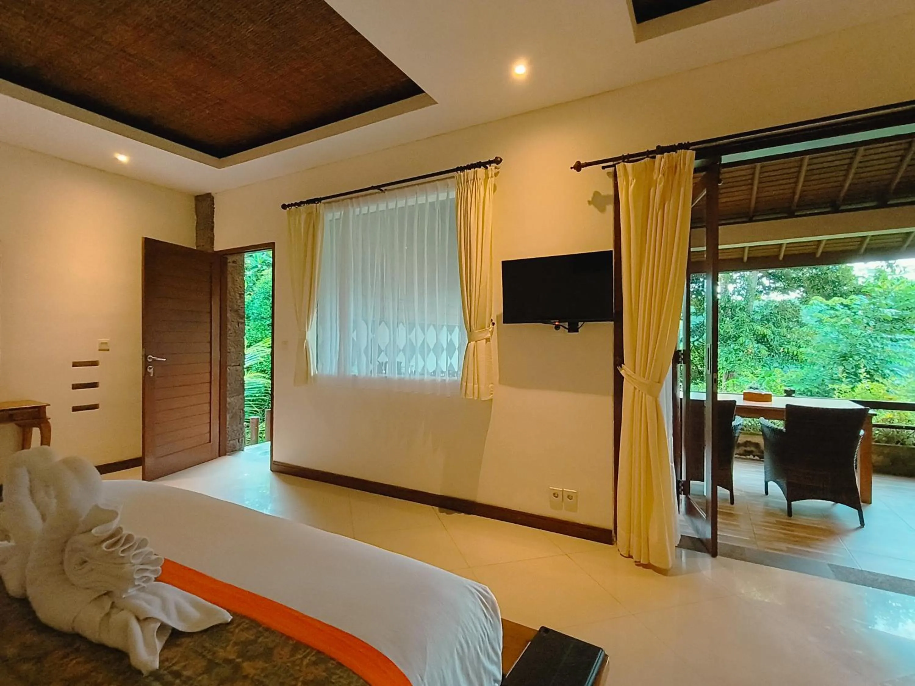 Bed in The Iyang Ubud