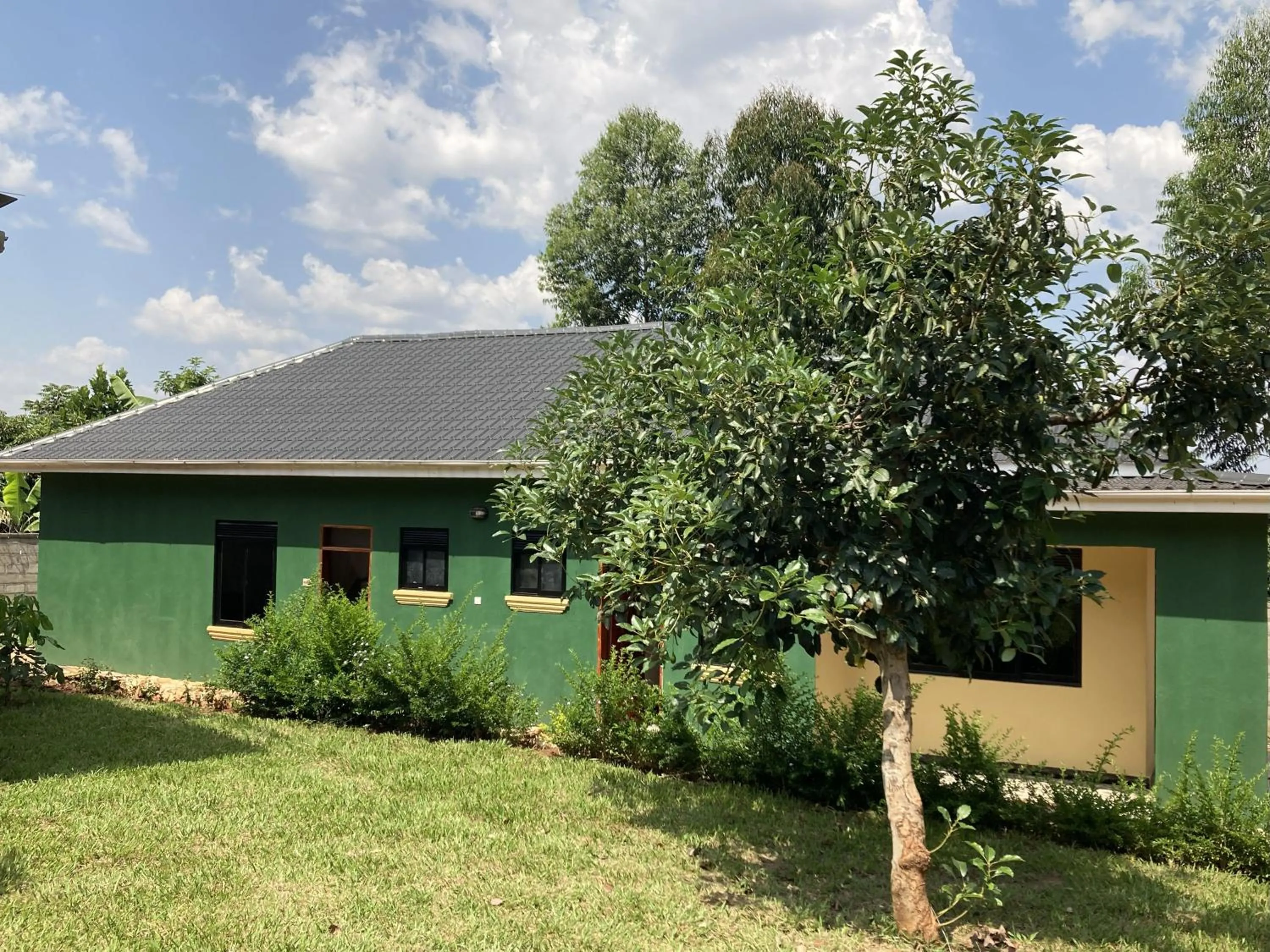 Property building in Stevalyn's Ridge View Lodge
